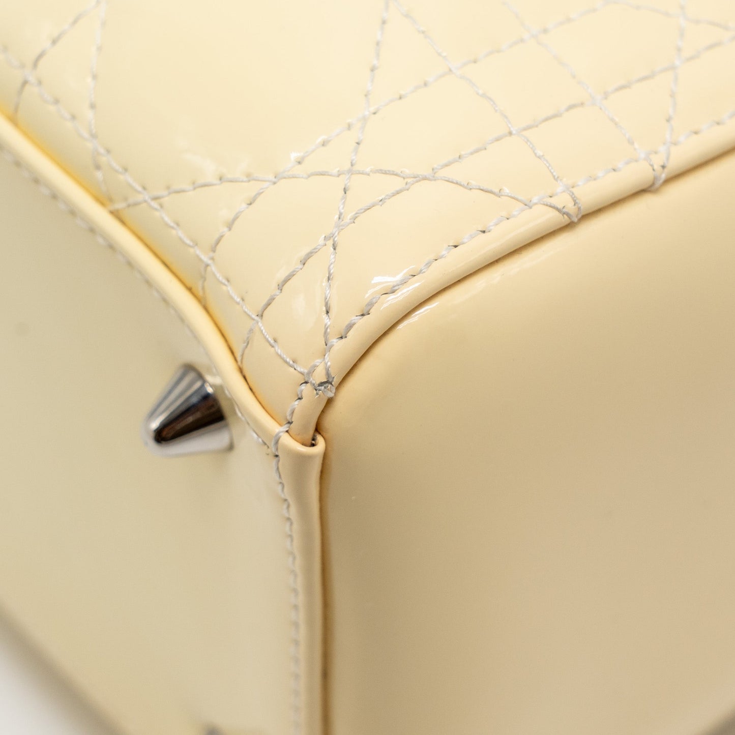 Dior Medium Lady Dior Patent Light Yellow SHW