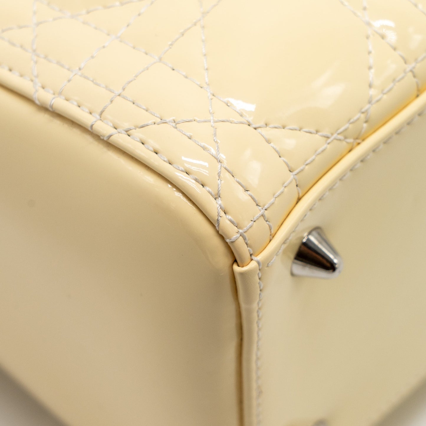 Dior Medium Lady Dior Patent Light Yellow SHW