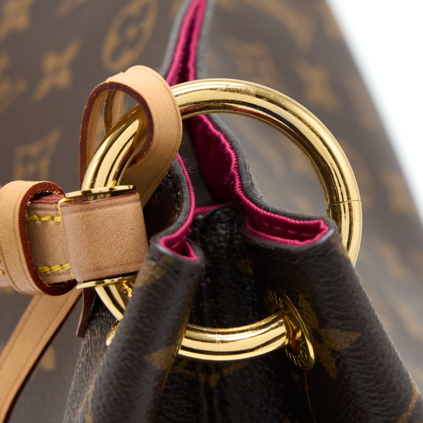 Louis Vuitton Graceful MM Monogram Canvas GHW (New Version)