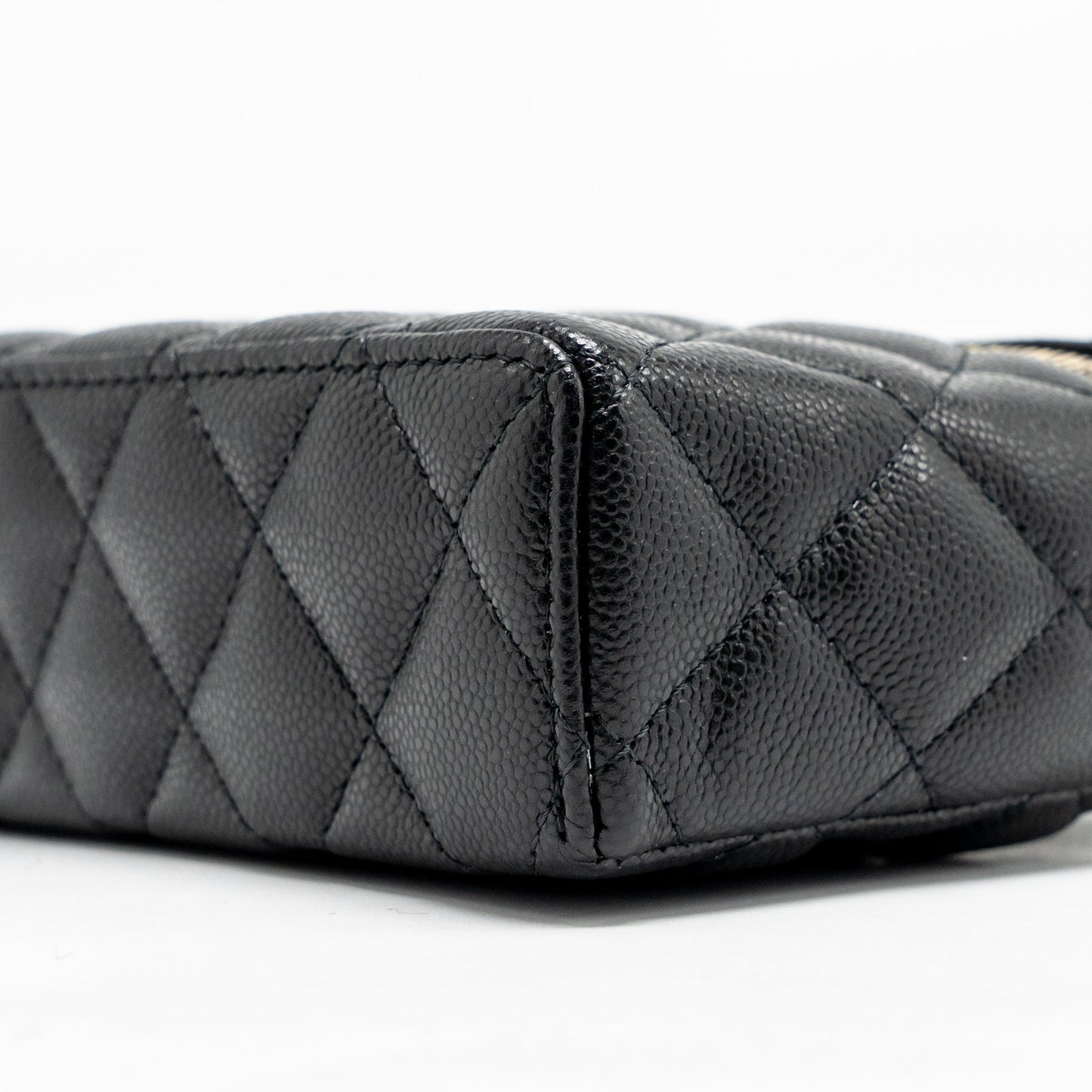 Chanel 25p CC top handle vanity with chain caviar black LGHW (microchip)