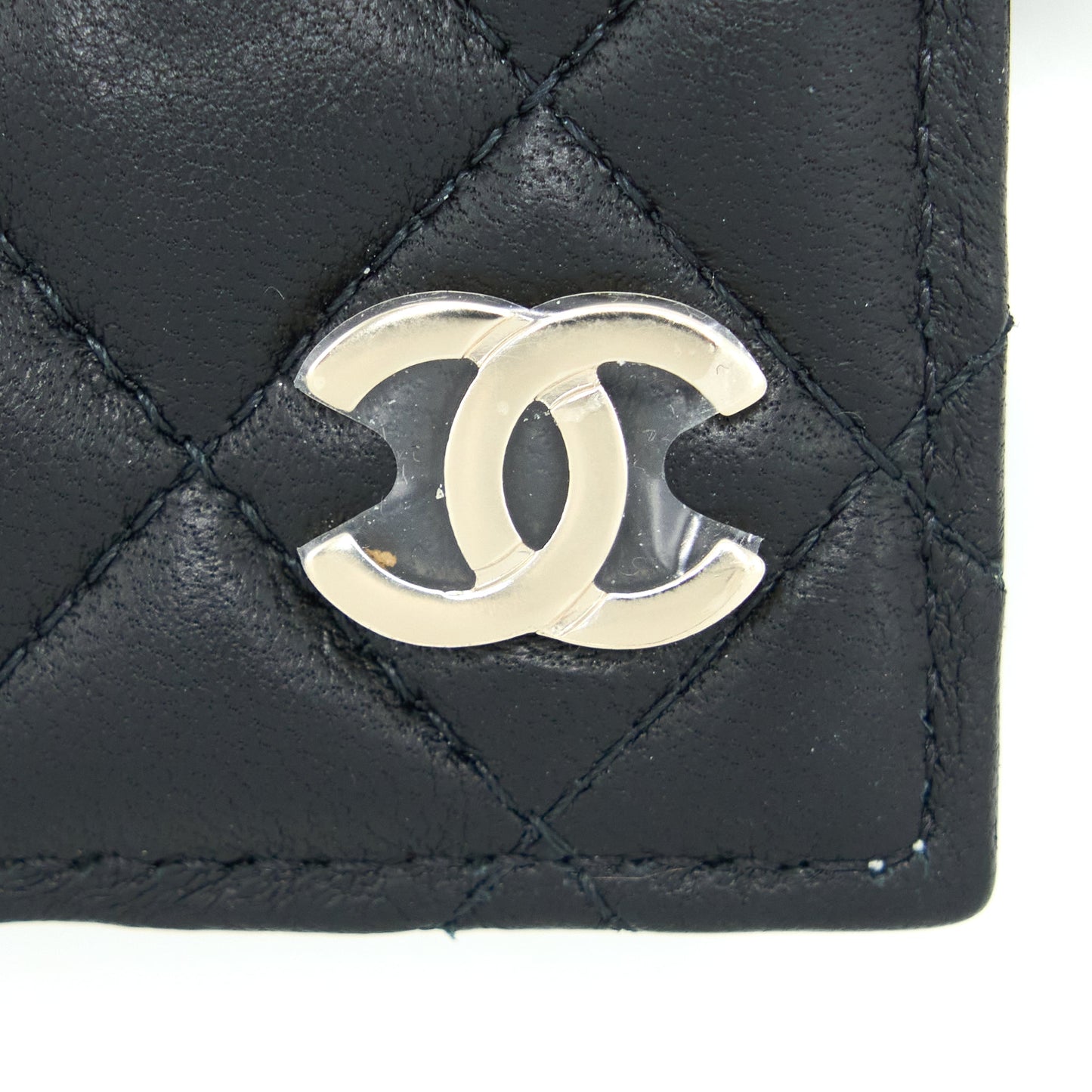 Chanel 22B Mini Book Card Holder Lambskin Black LGHW (Microchip)