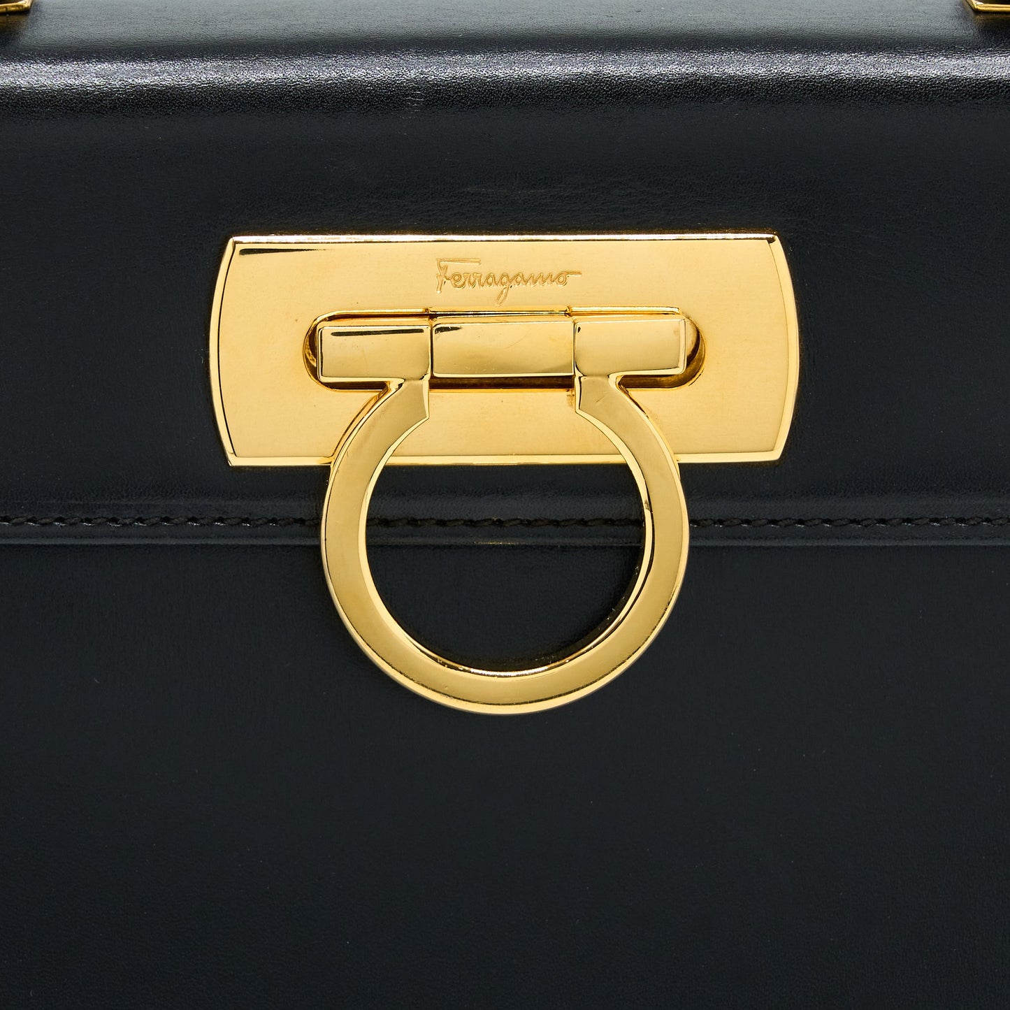 Ferragamo Vintage Gancinc Bag Black GHW