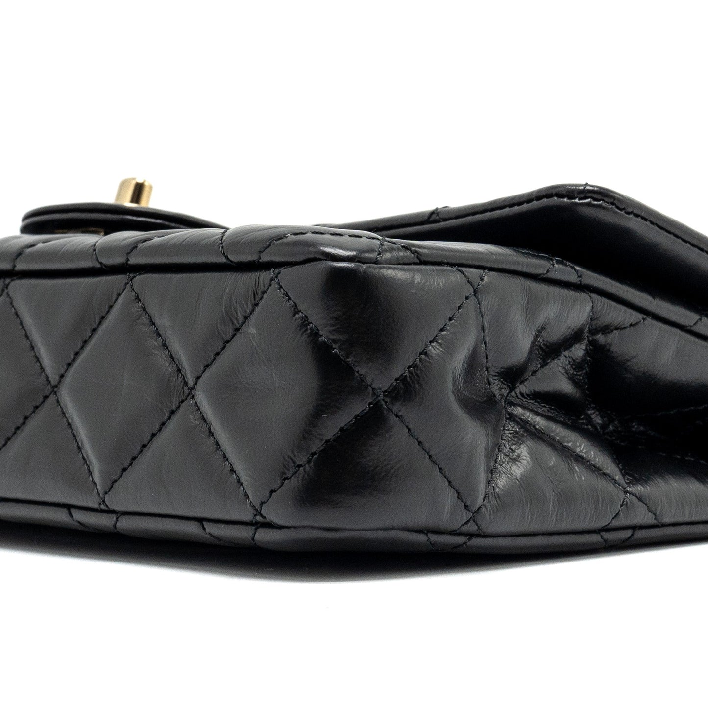 Chanel 23A classic flap clutch shiny calfskin black LGHW (microchip)