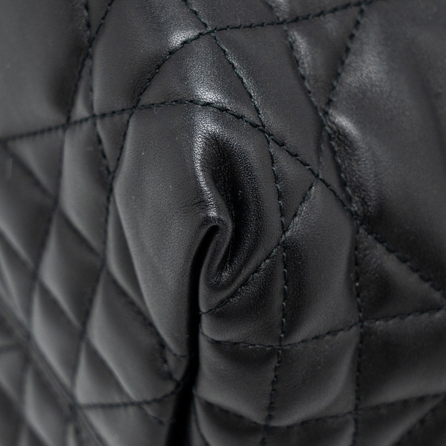 Dior Medium Dior Toujours Tote Bag Macrocannage Calfskin Black LGHW
