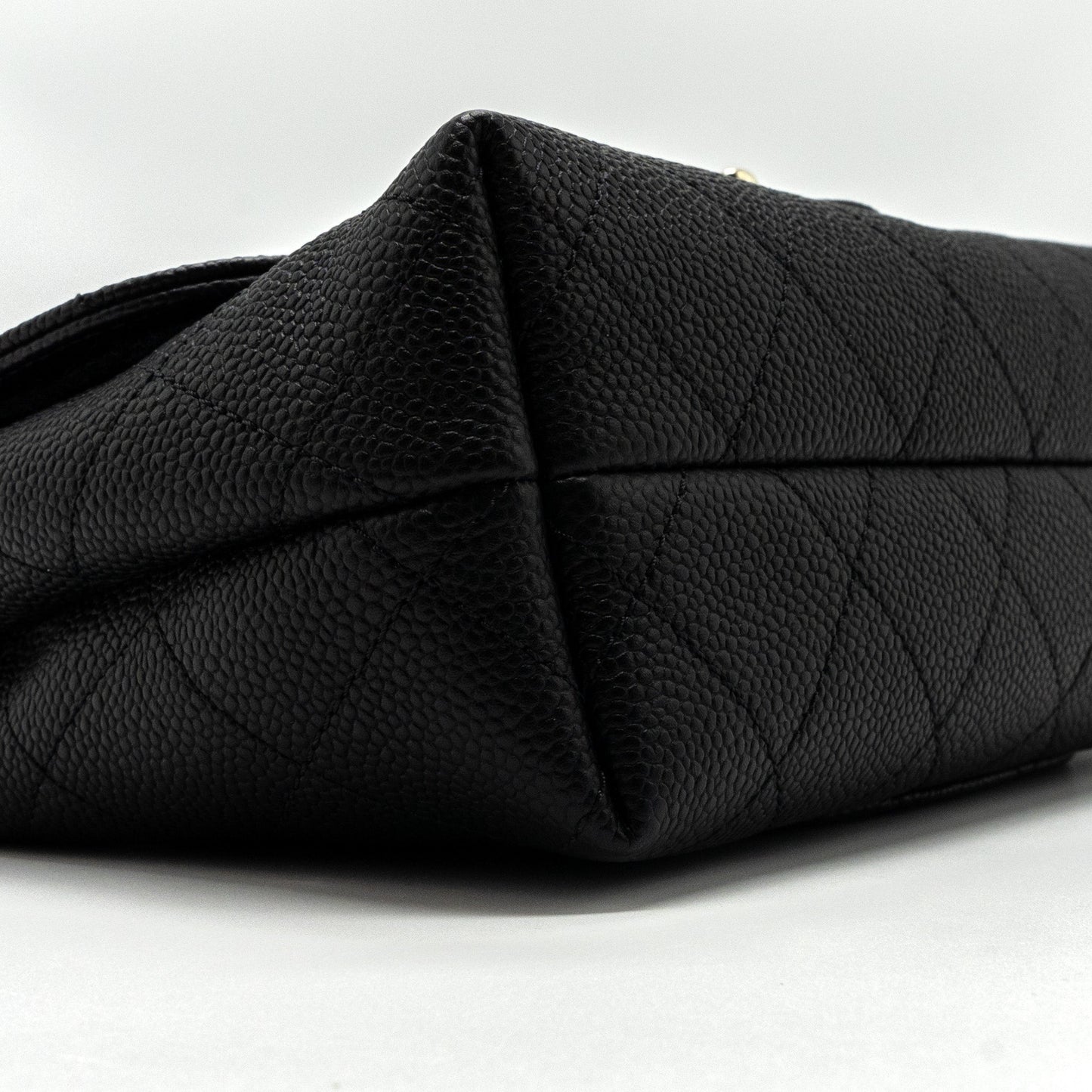 CHANEL FLAP BAG WITH CHAINS HANDLE Quilted CALFSKIN BLACK GHW