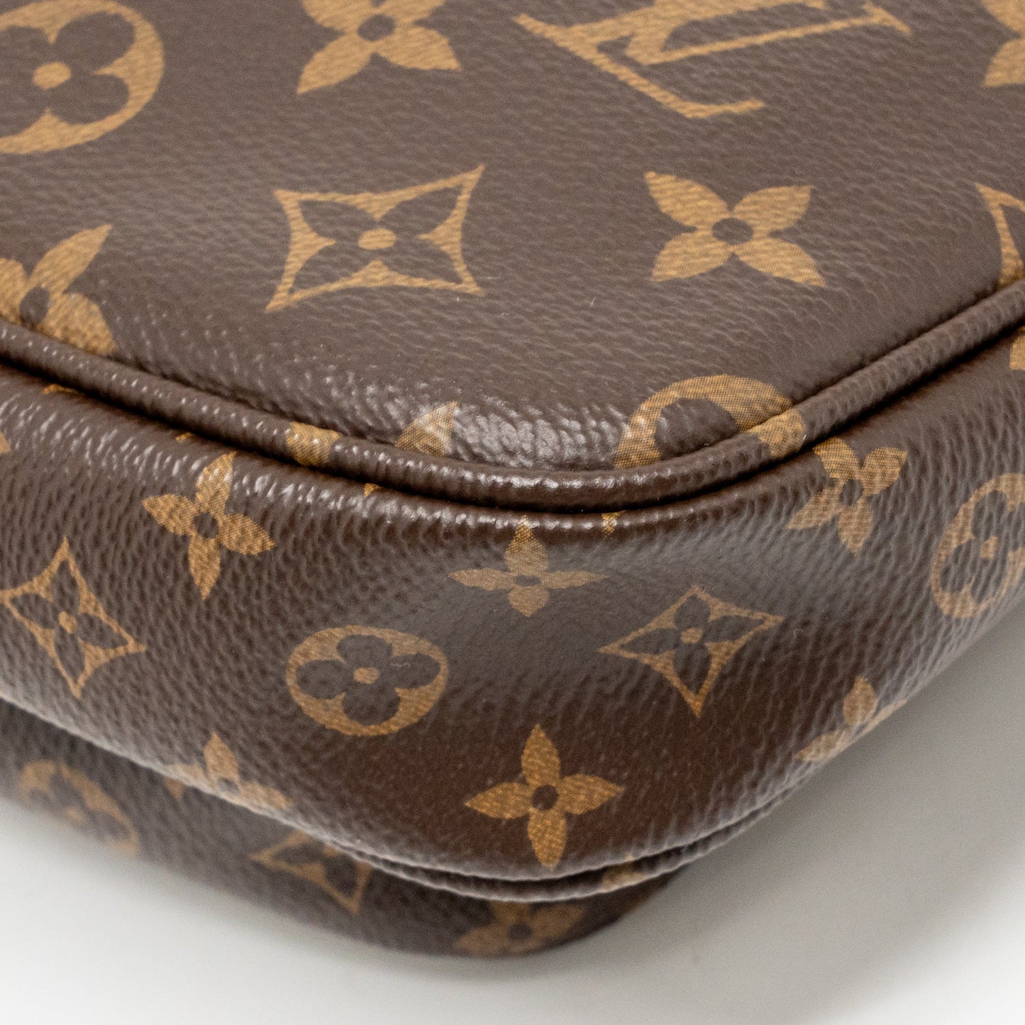 Louis Vuitton multi pochette accessories Khaki strap monogram canvas GHW