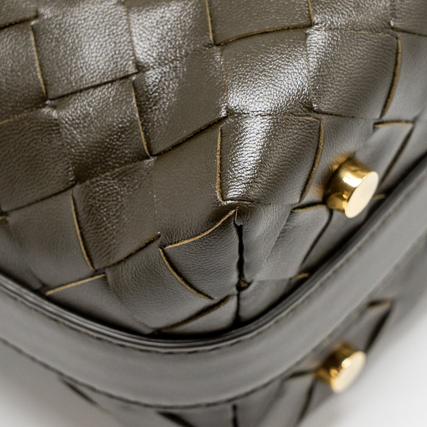 Bottega Veneta Wallace Bag Calfskin Kaki GHW