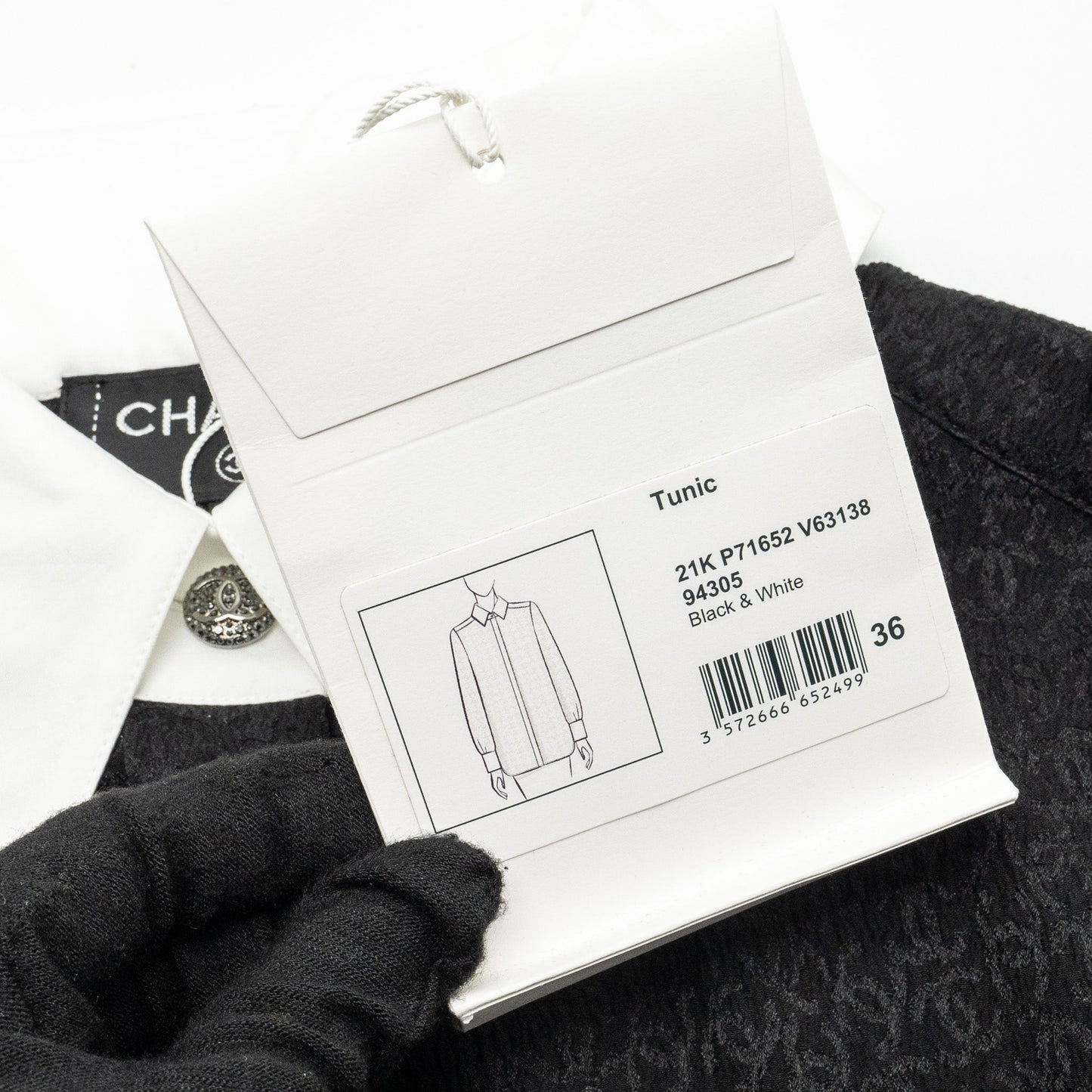 Chanel 21k Size 36 cc logo printed Tunic / Shirt Silk Black/White