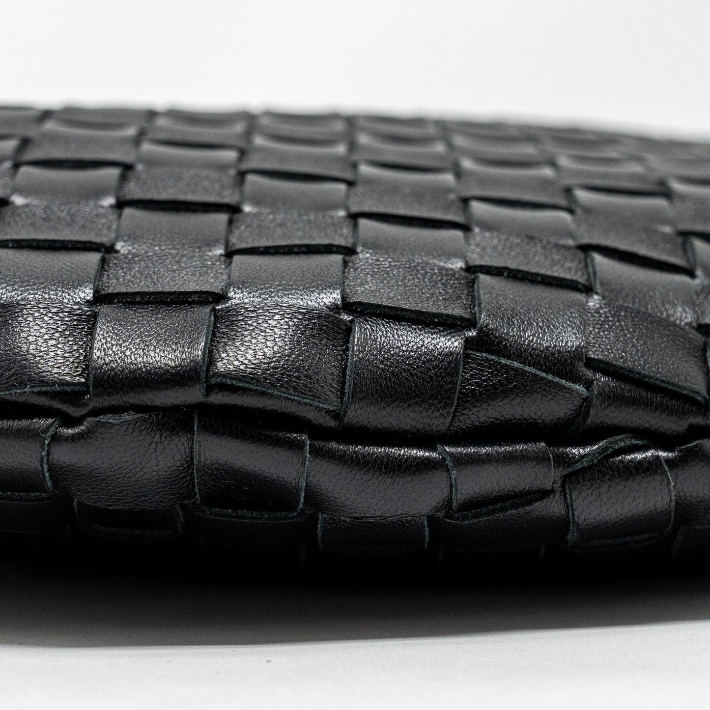 Bottega Veneta Medium Turn Pouch Lambskin Black GHW