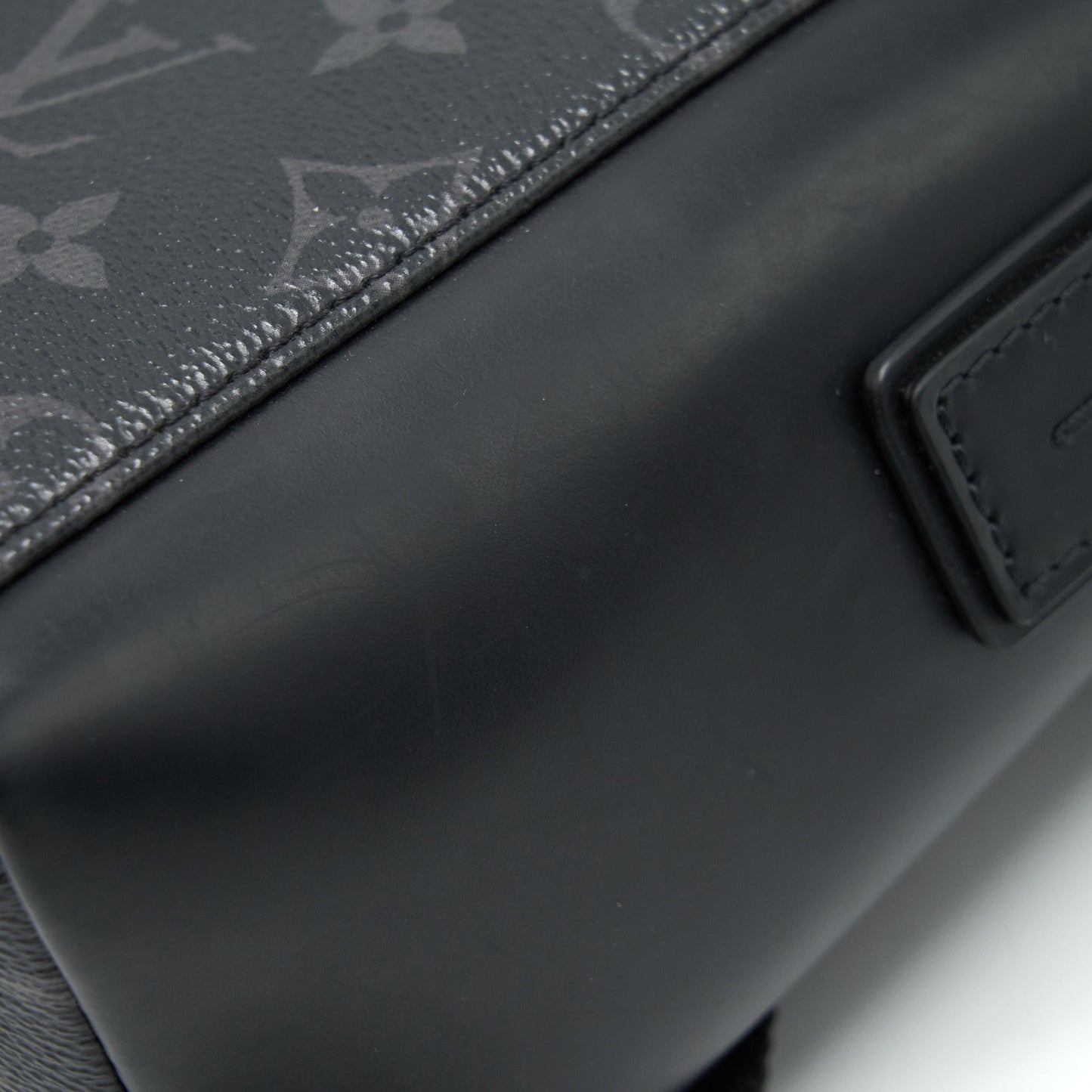 LOUIS VUITTON MESSENGER PM VOYAGER MONOGRAM