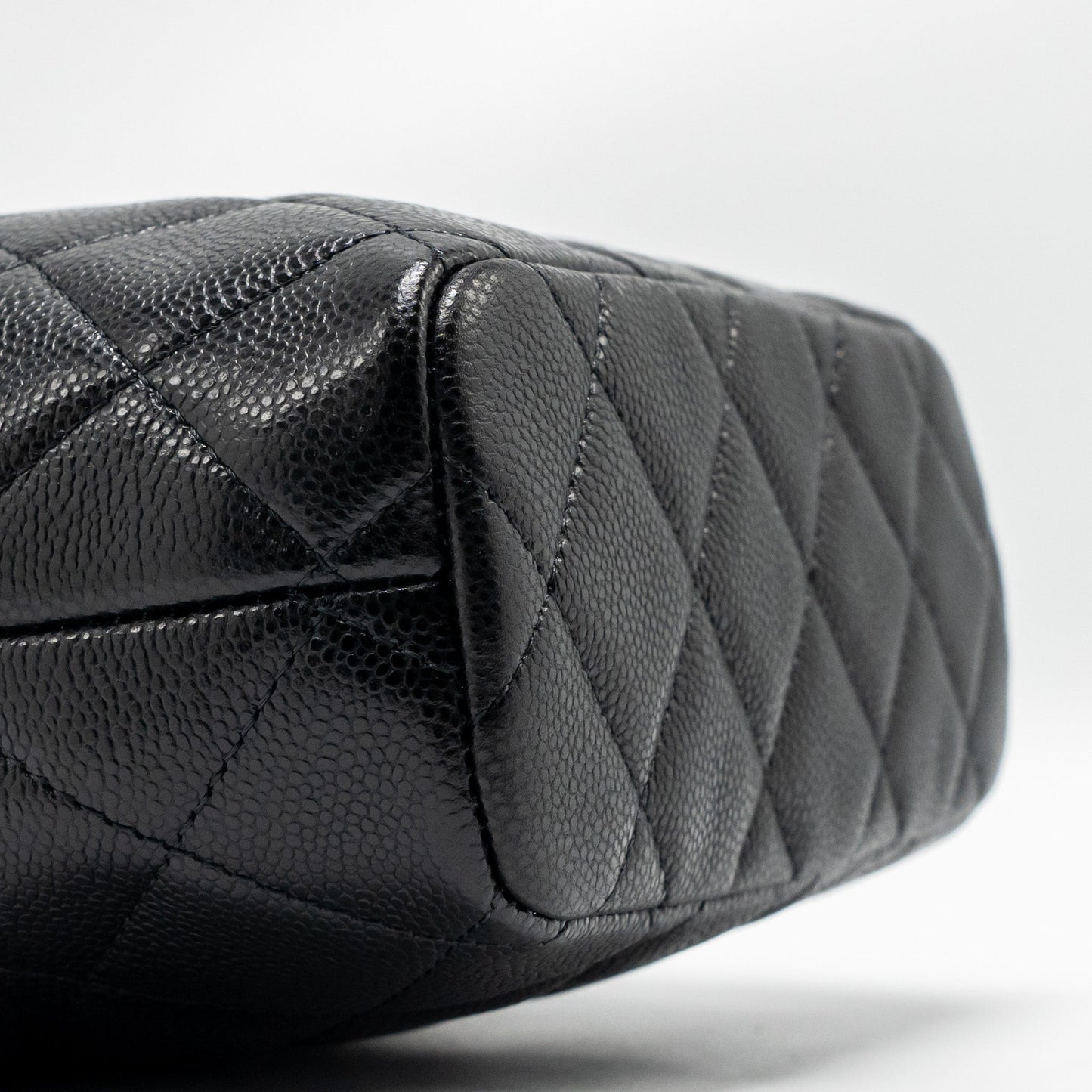 Chanel 25c Quilted Hobo Bag Caviar Black GHW (microchip)