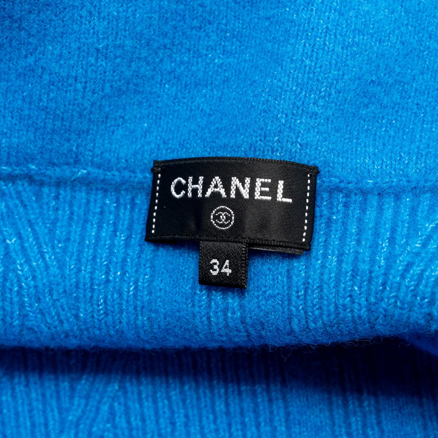 Chanel size 34 top and bottom set wool/ silk/ cashmere blue