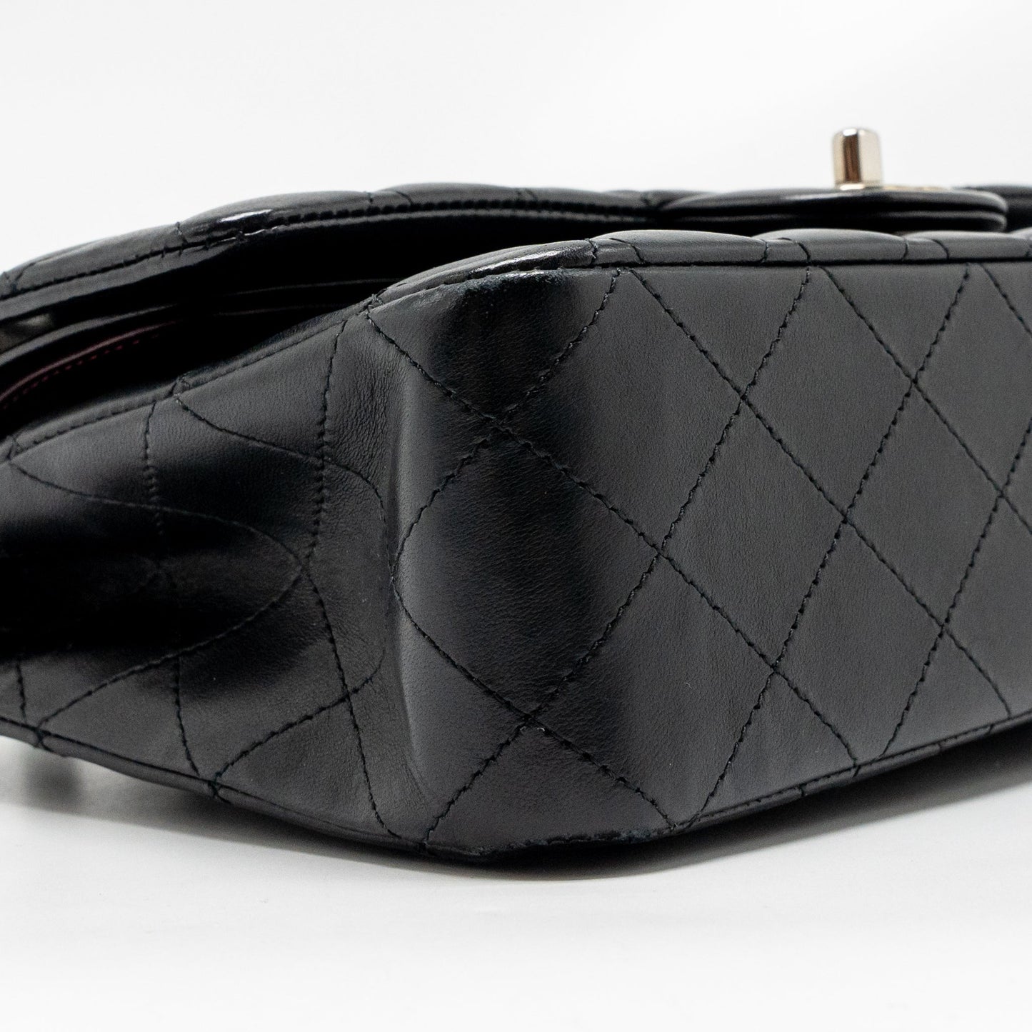Chanel Medium Classic Double Flap Bag lambskin Black SHW