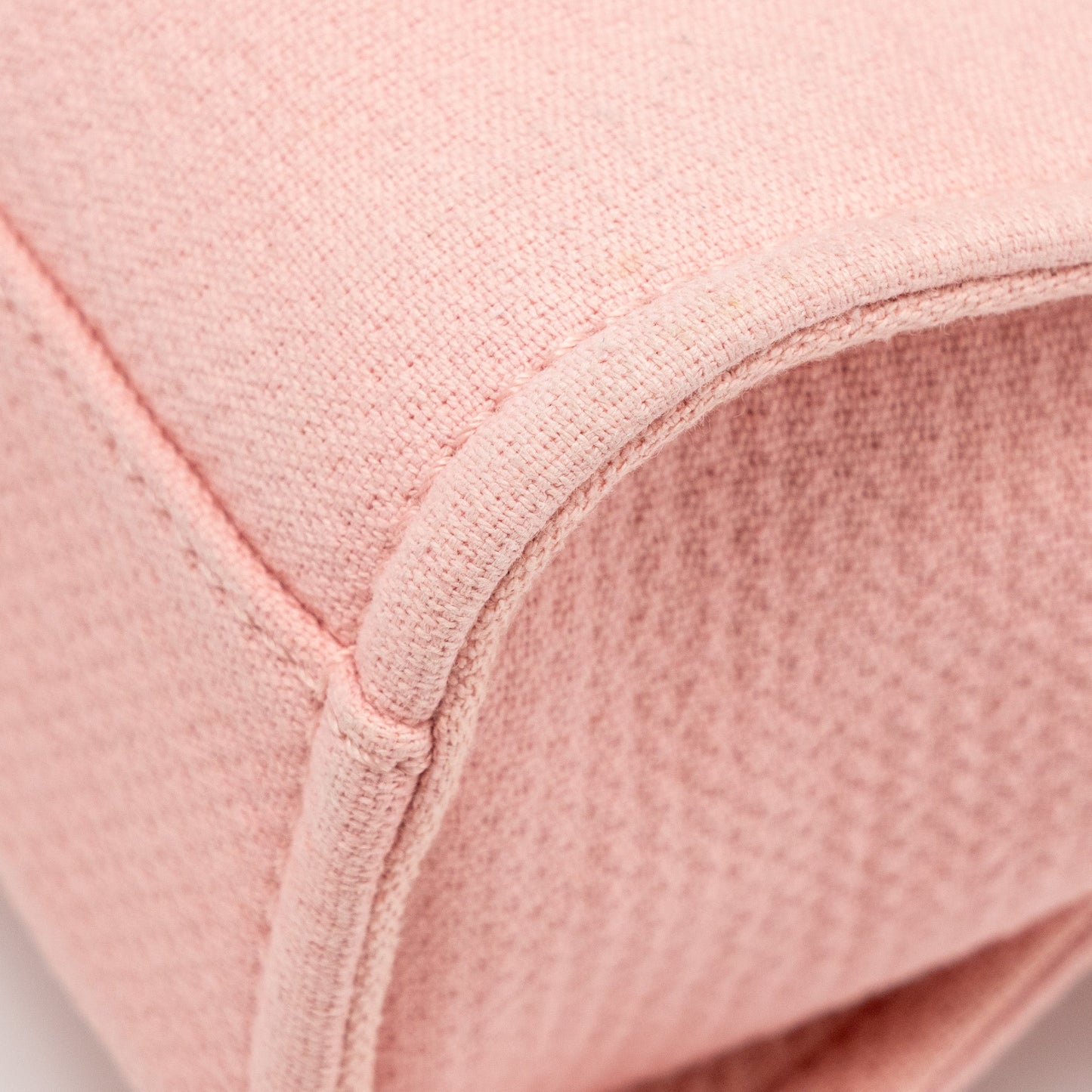 CHANEL DEAUVILLE PM TOTE BAG CANVAS PINK SHW (MICROCHIP)