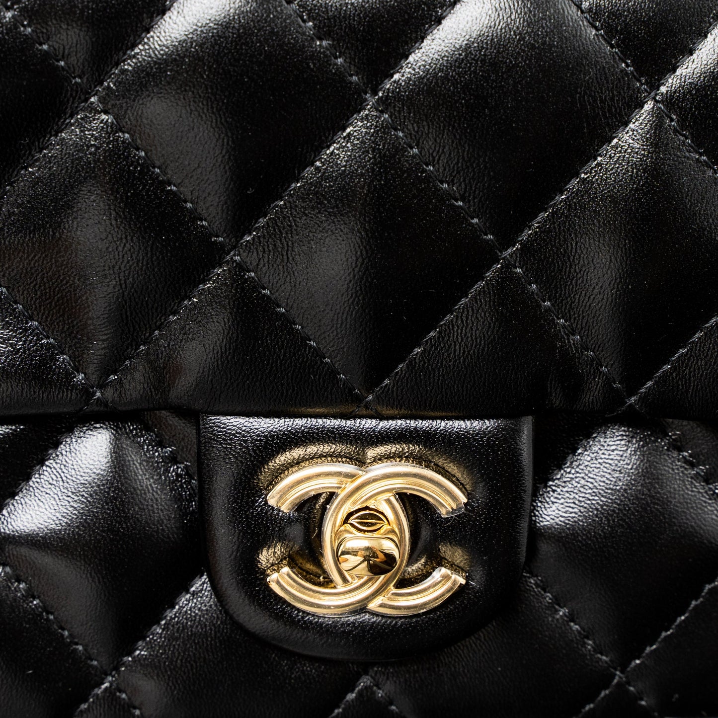 Chanel 23S Detail Top Handle Mini Rectangular Flap Bag Shiny Lambskin Black GHW (Microchip)