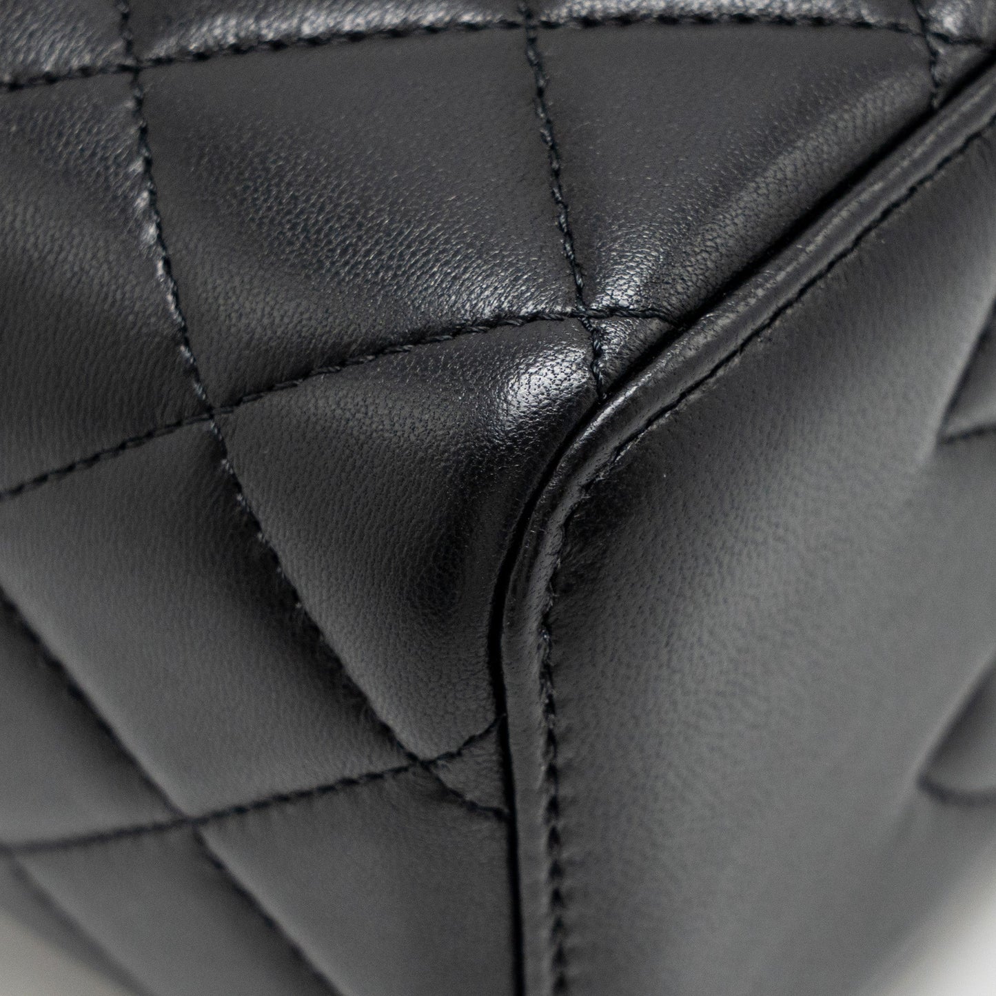 Chanel Top Handle Long Vanity Lambskin Black GHW(Microchip)