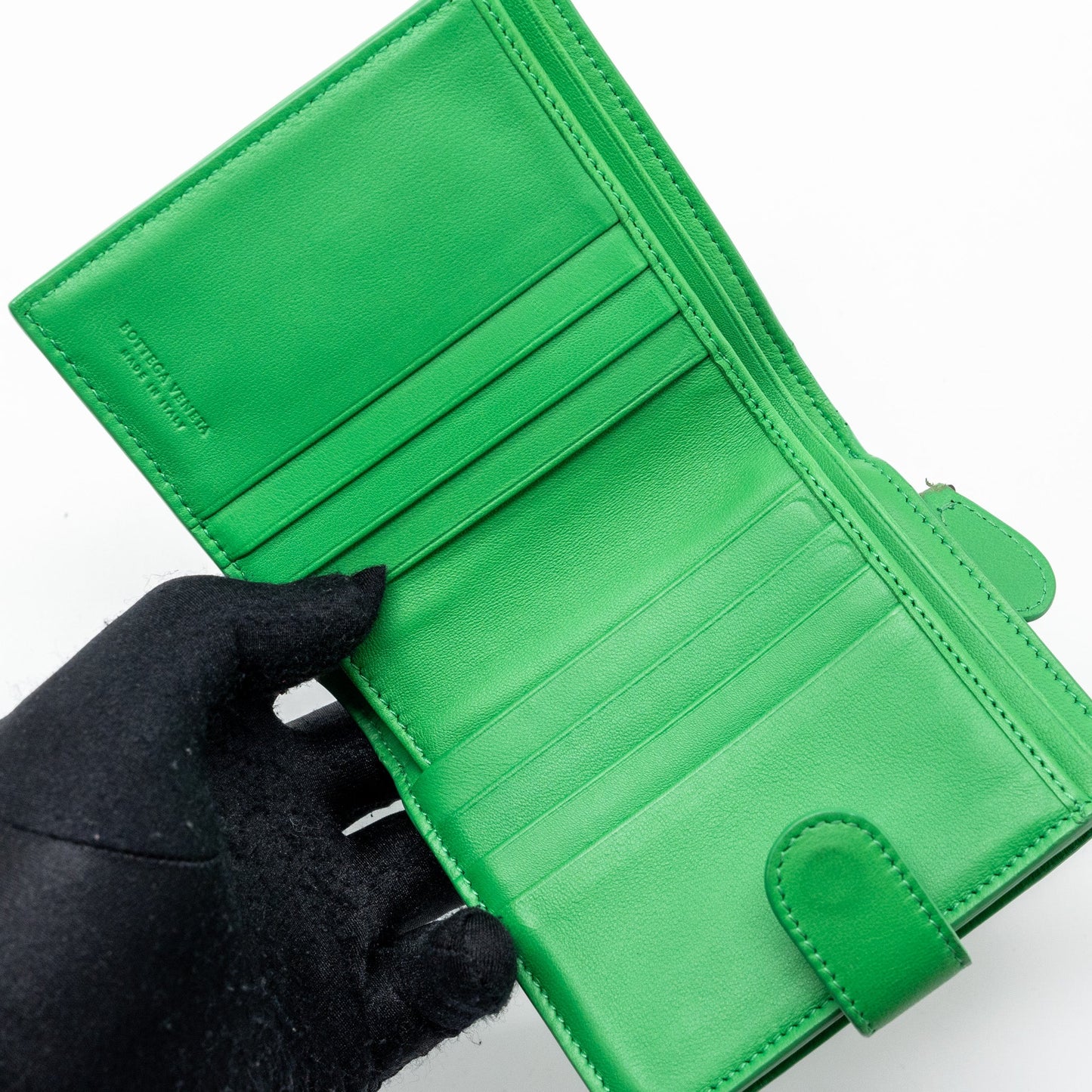 Bottega Veneta Fold Wallet Leather Green SHW