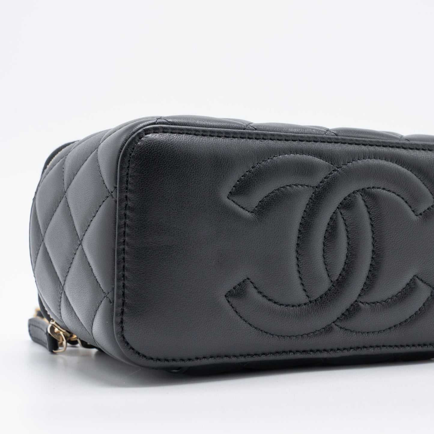 Chanel 23C Pearl Crush Long Vanity Lambskin Black Brushed GHW (Microchip)