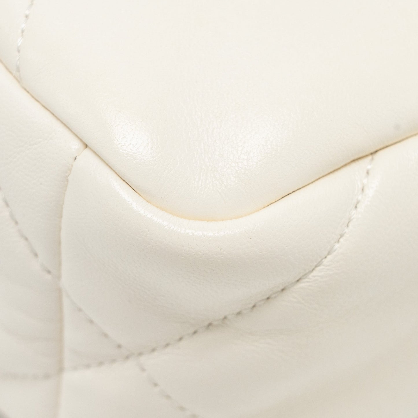 Chanel Small 19 Bag Lambskin White Multicolour Hardware (Microchip)