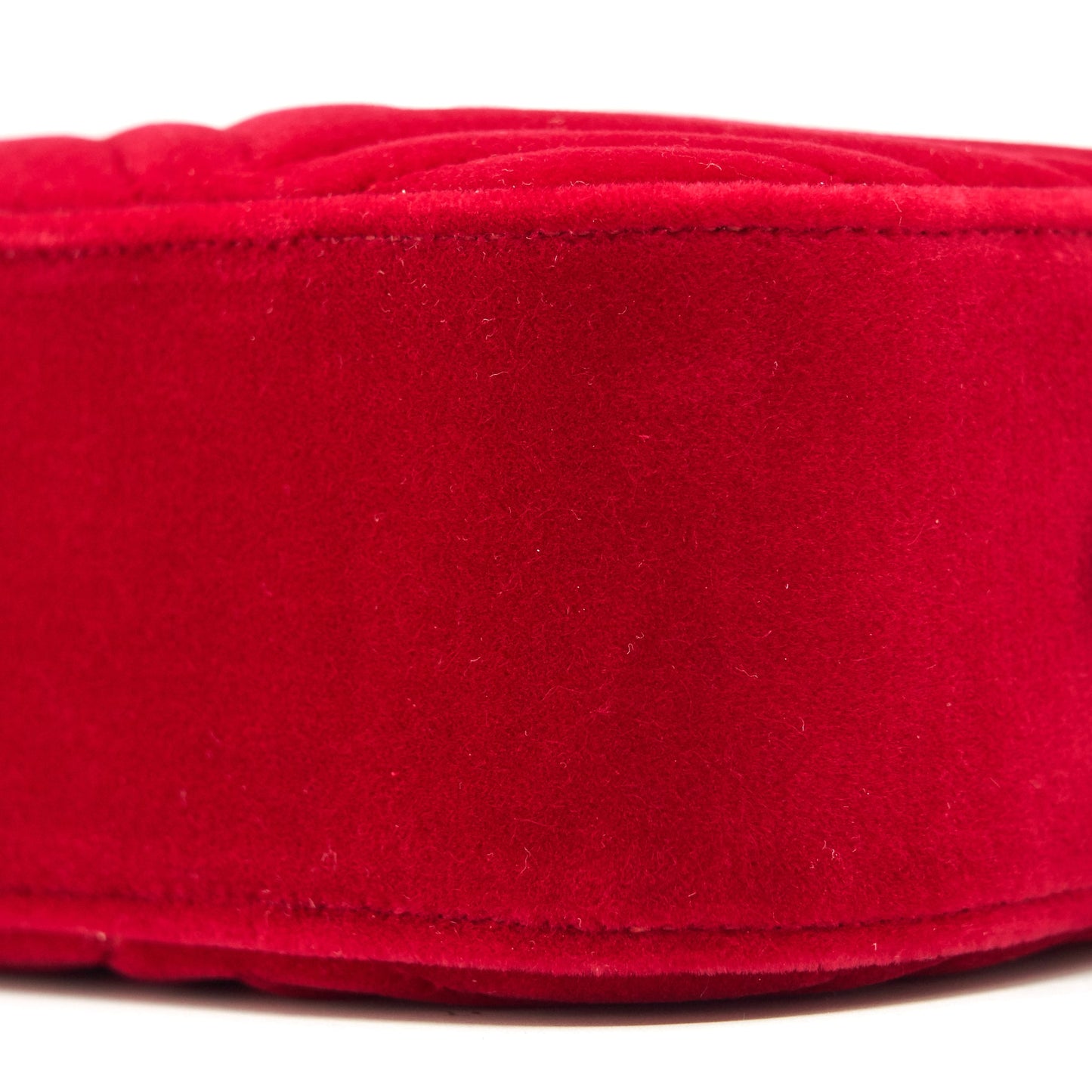 Gucci Marmont Valvet Camera Bag Red GHW