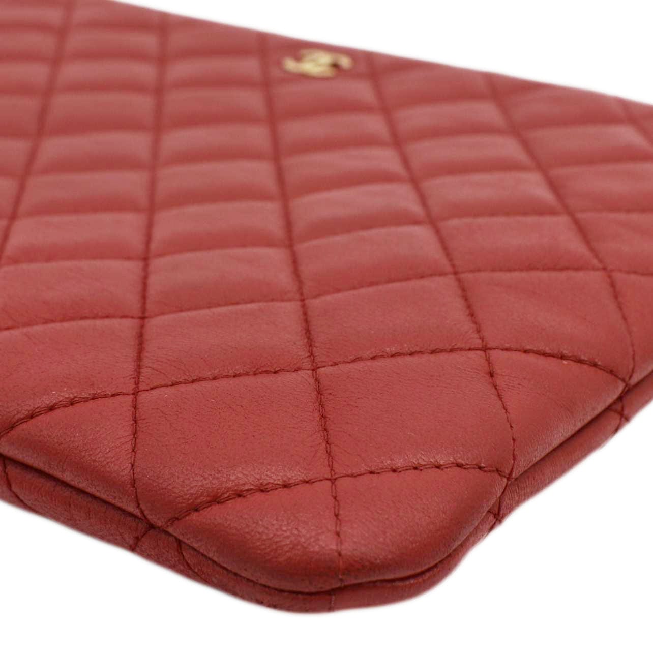CHANEL Classic O-Case Leather Zip Pouch Red