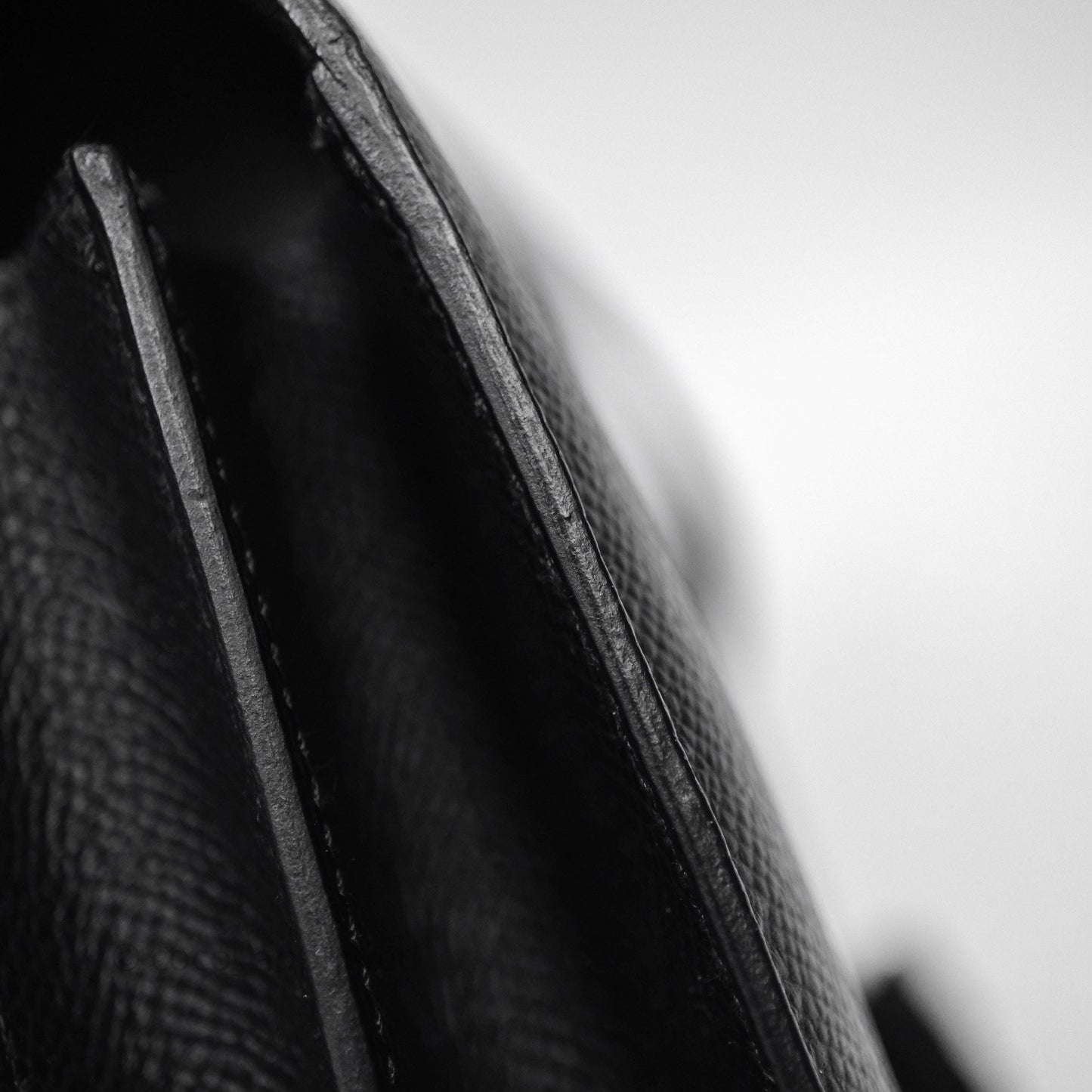 Hermès Constance Mini 18cm Black Epsom Gold Hardware
