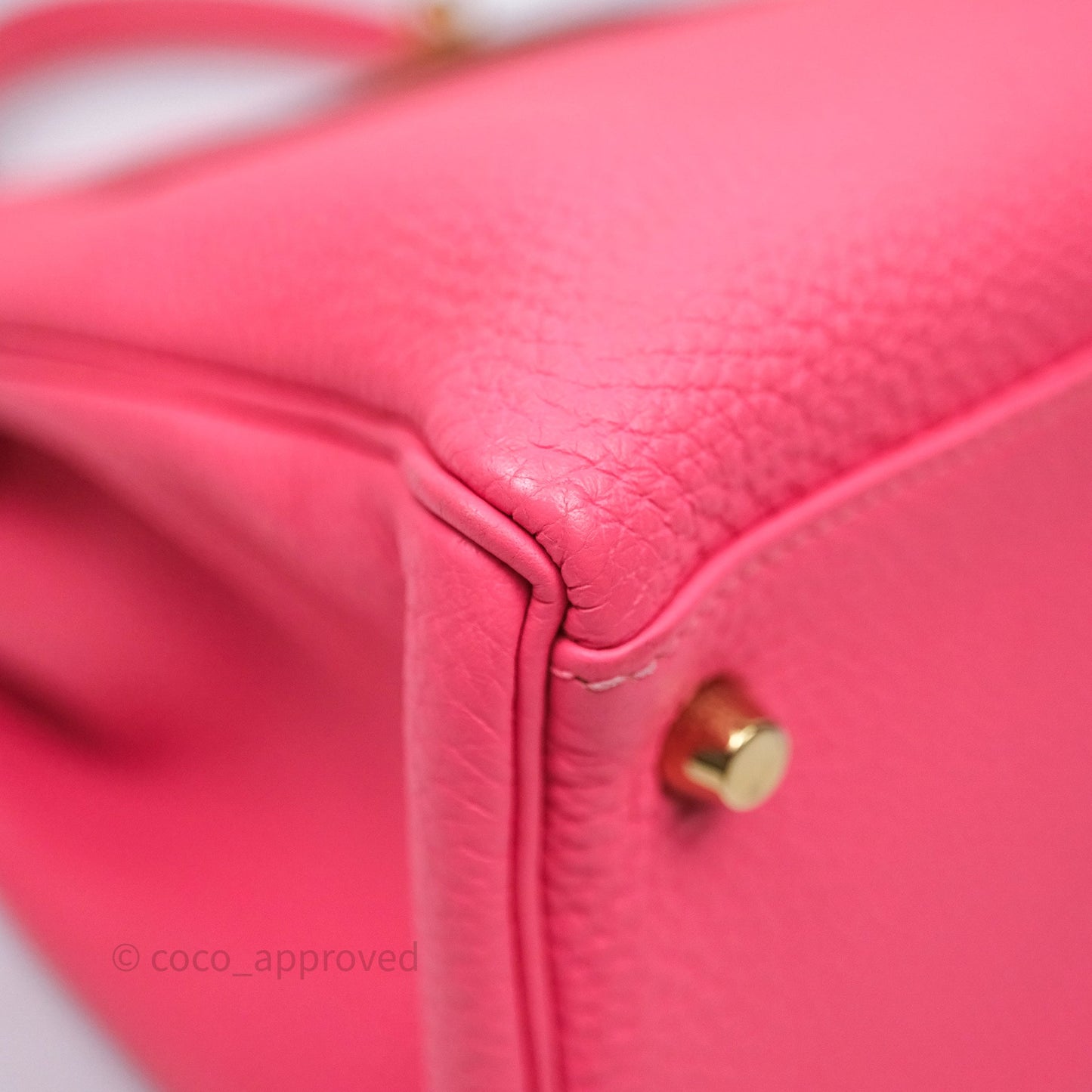 Hermès Kelly 32 Retourne Rose Azalee 8W Gold Hardware