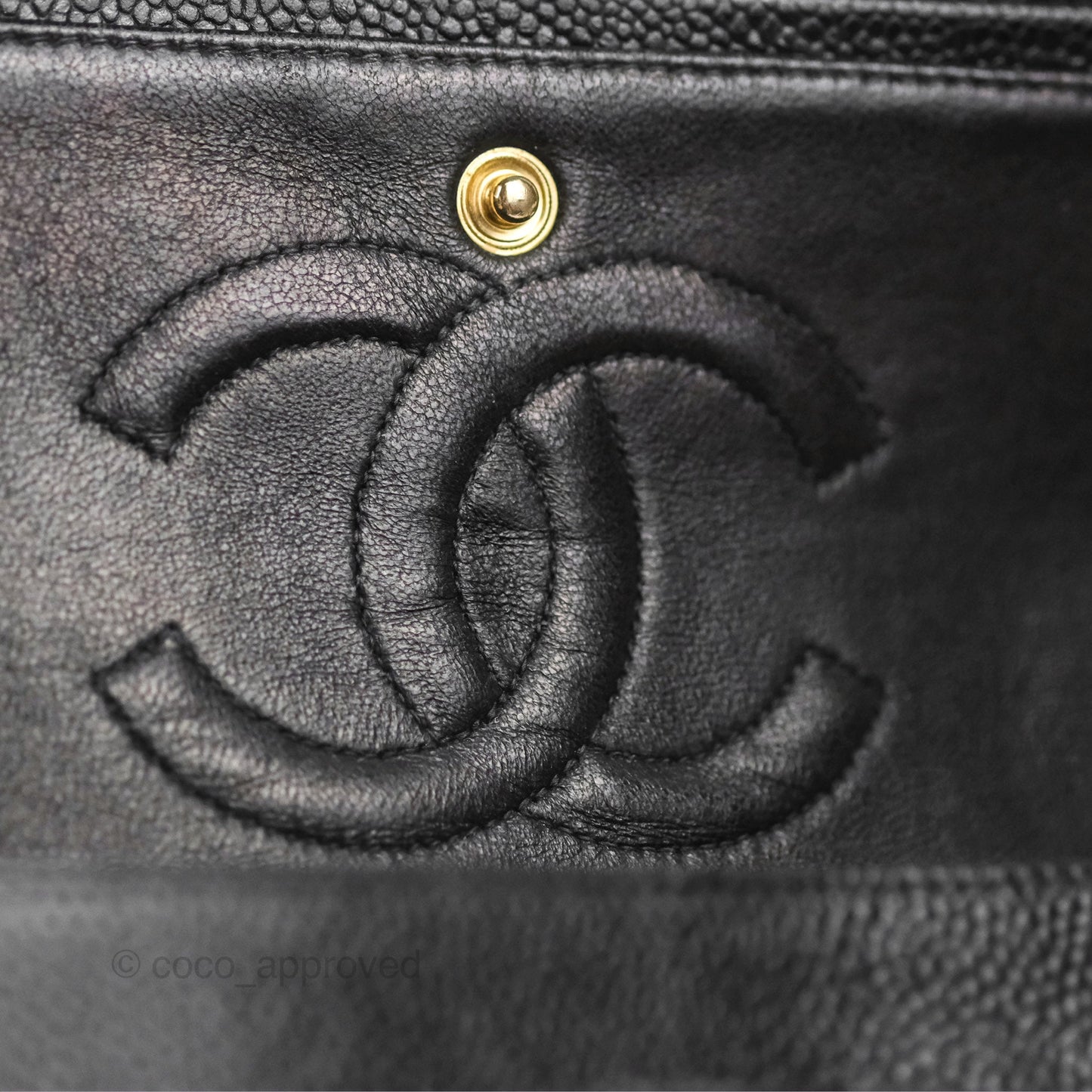 Chanel Vintage Classic M/L Medium Double Flap Black Caviar 24K Gold Hardware