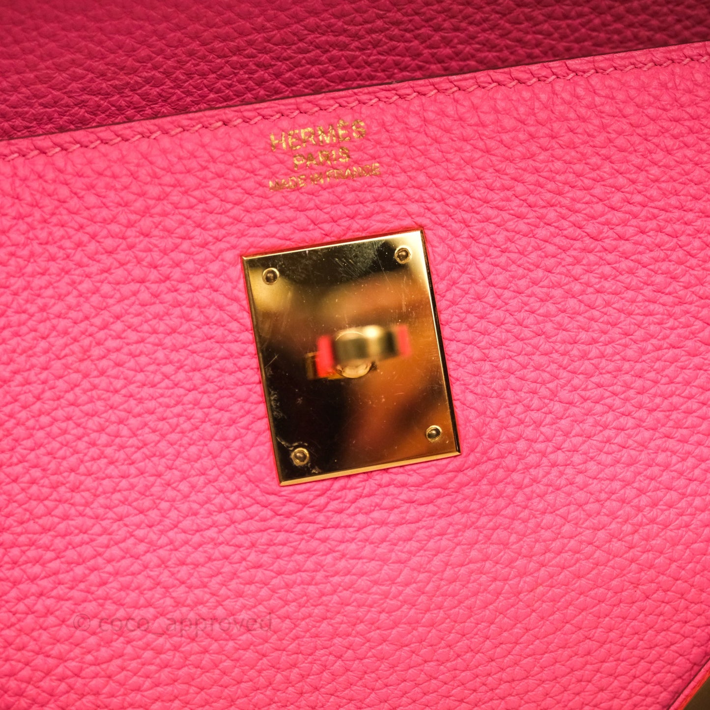 Hermès Kelly 32 Retourne Rose Azalee 8W Gold Hardware