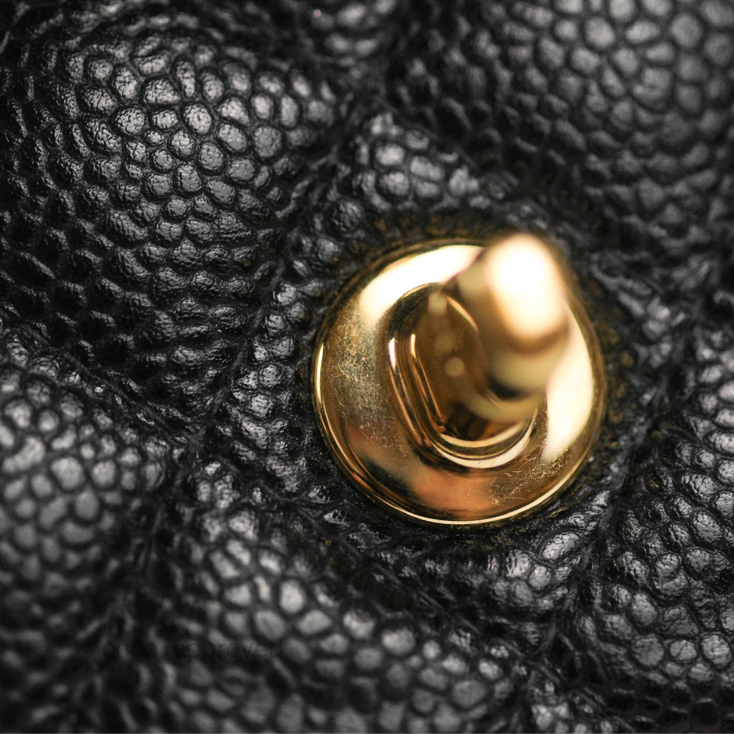 Chanel Vintage Classic M/L Medium Double Flap Black Caviar 24K Gold Hardware