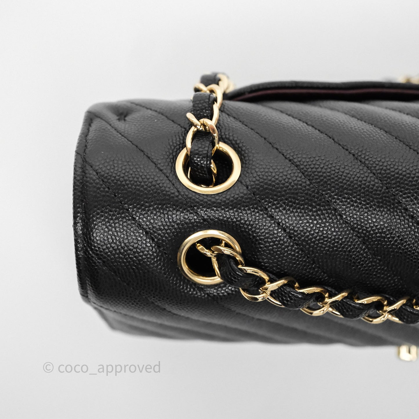 Chanel Classic M/L Medium Flap Chevron Black Caviar Gold Hardware