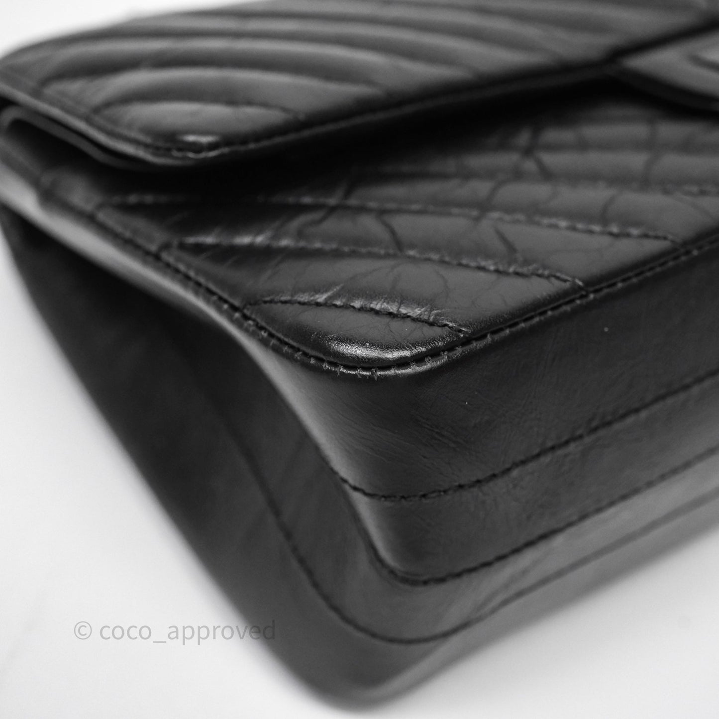 Chanel Reissue 225 Chevron Aged Calfskin So Black