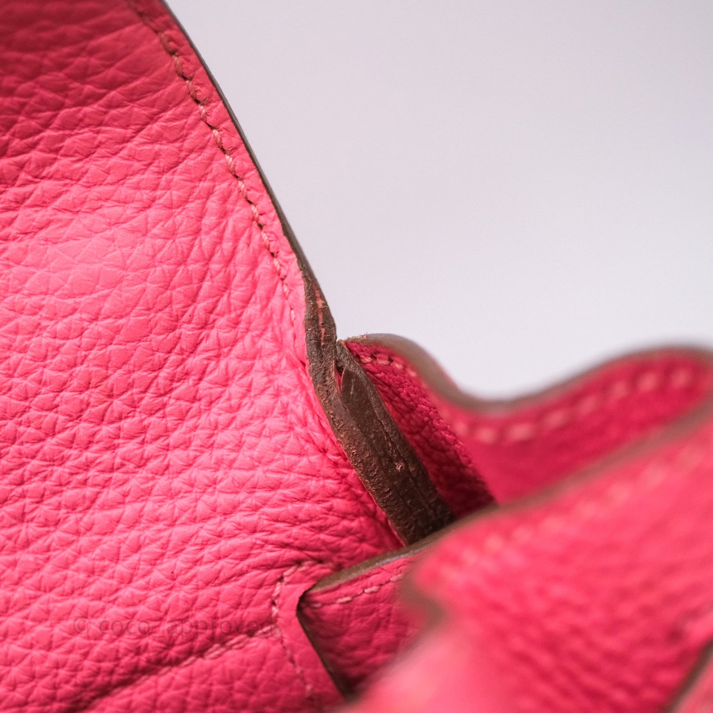 Hermès Kelly 32 Retourne Rose Azalee 8W Gold Hardware