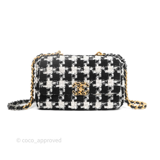 Chanel 19 Small Tweed Houndstooth Black & White Mixed Hardware