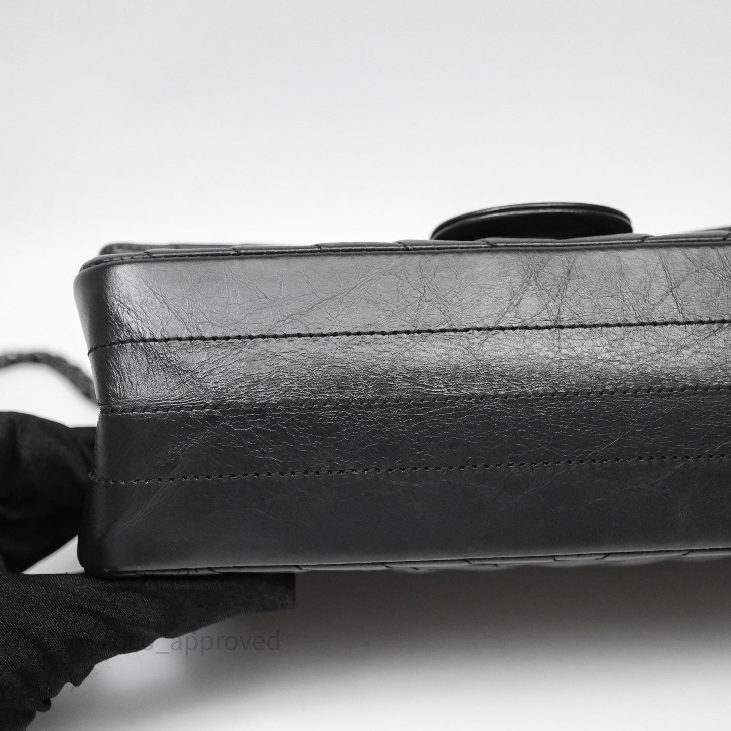 Chanel Reissue 225 Chevron Aged Calfskin So Black
