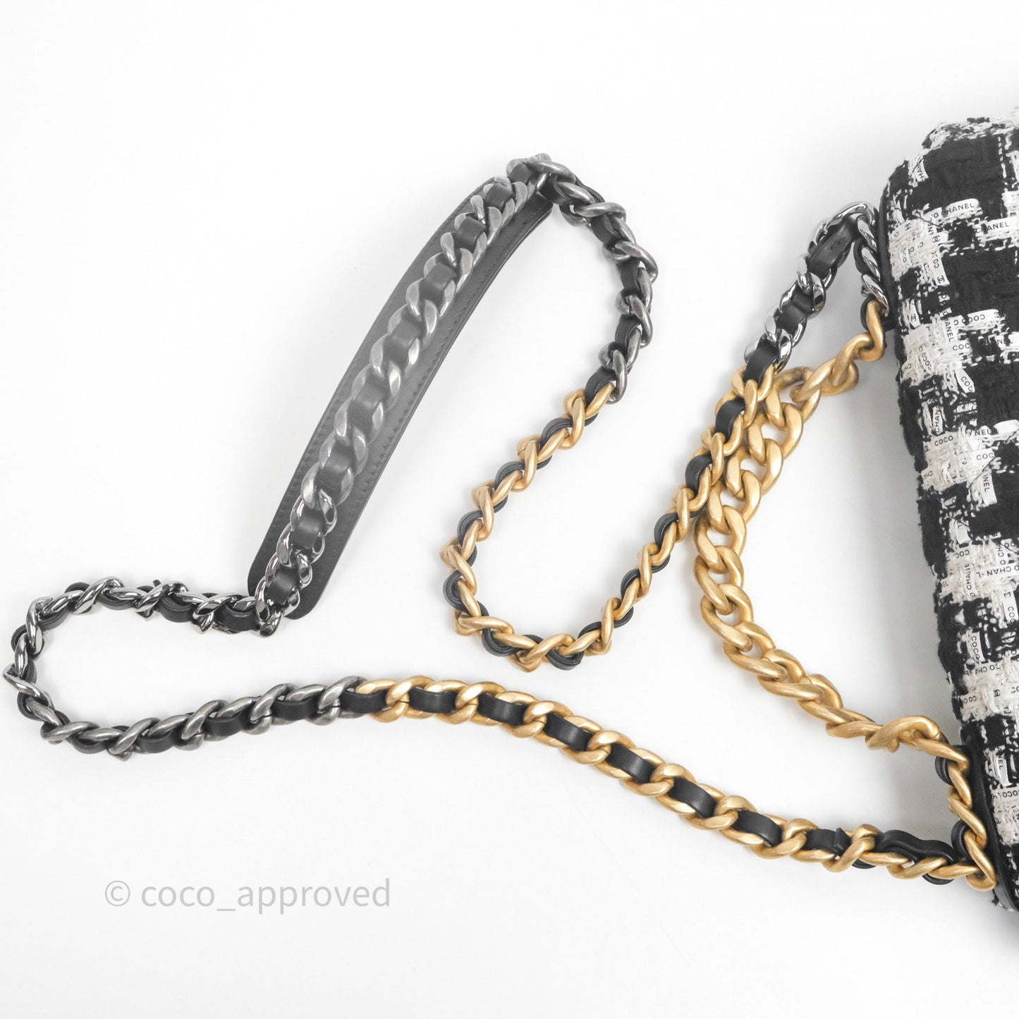 Chanel 19 Small Tweed Houndstooth Black & White Mixed Hardware
