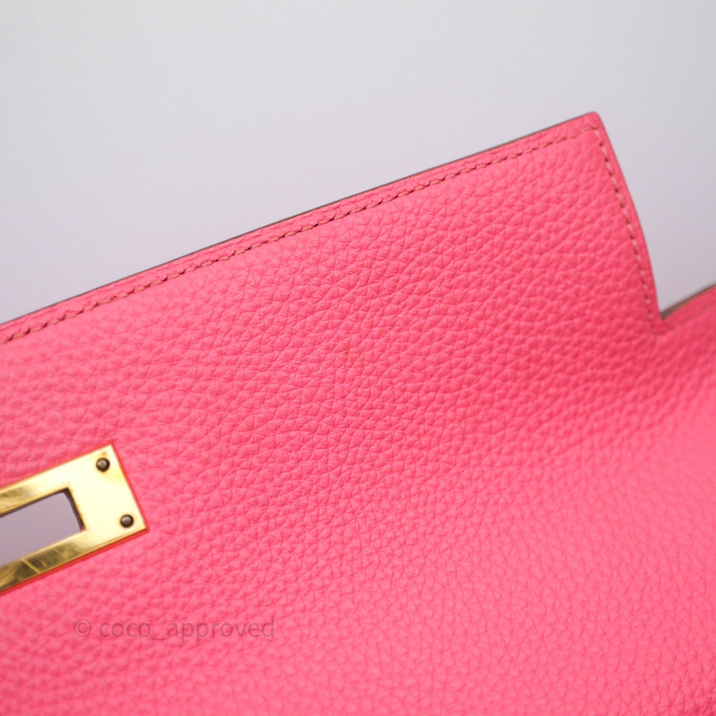 Hermès Kelly 32 Retourne Rose Azalee 8W Gold Hardware