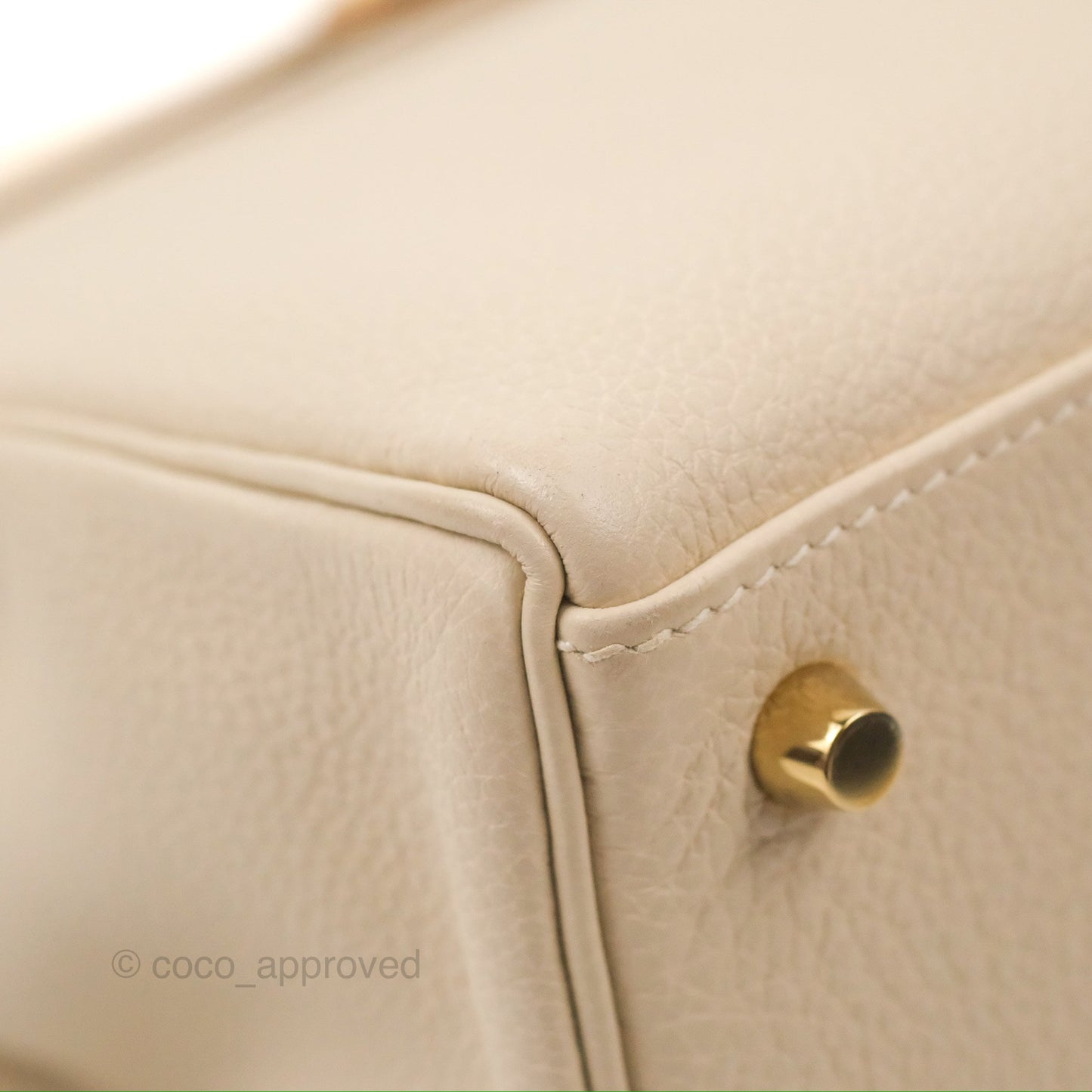 Hermès Kelly Retourne 28 Craie Togo Gold Hardware