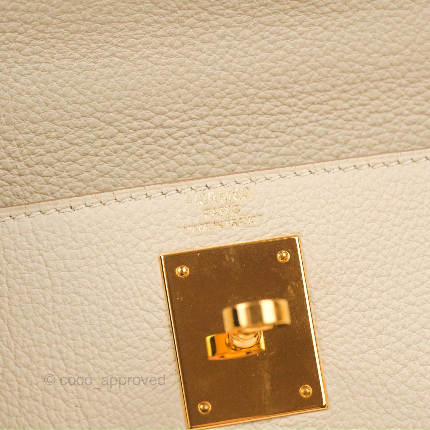 Hermès Kelly Retourne 28 Craie Togo Gold Hardware