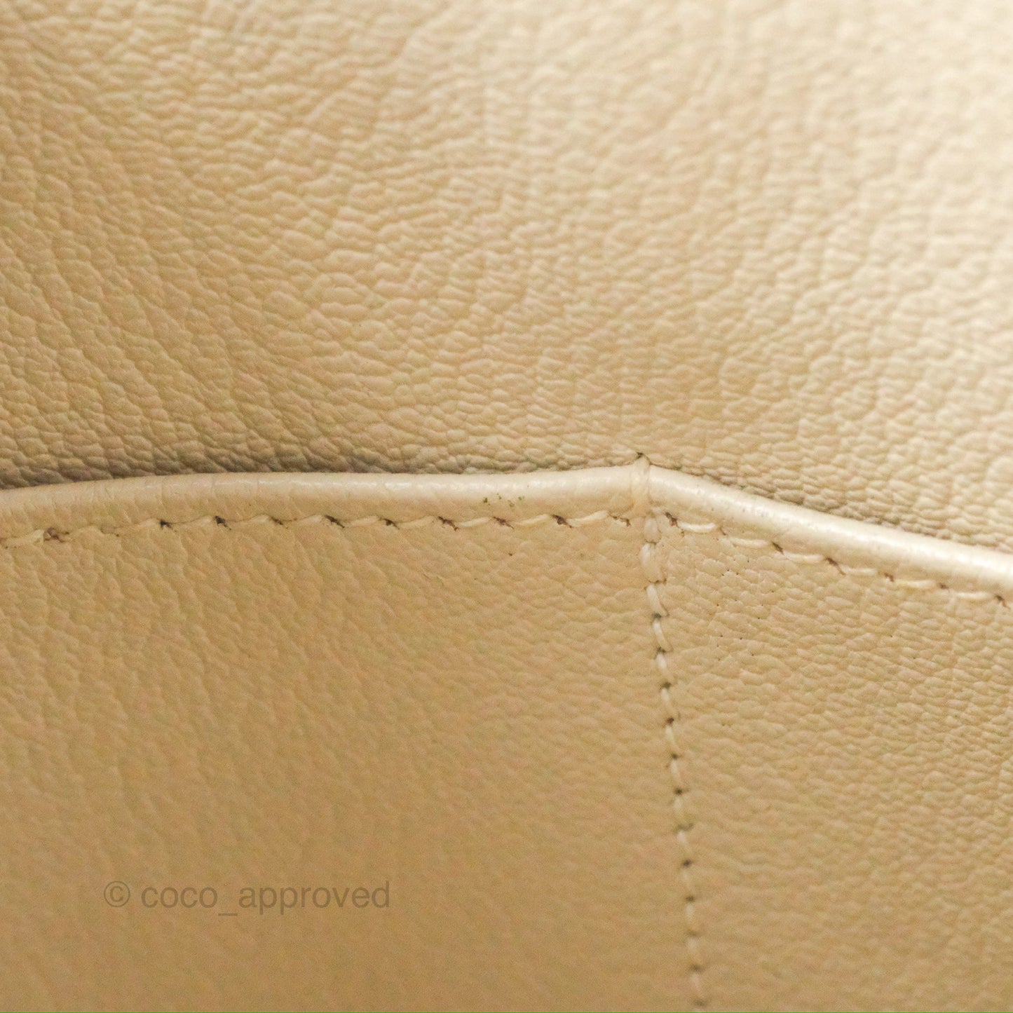 Hermès Kelly Retourne 28 Craie Togo Gold Hardware
