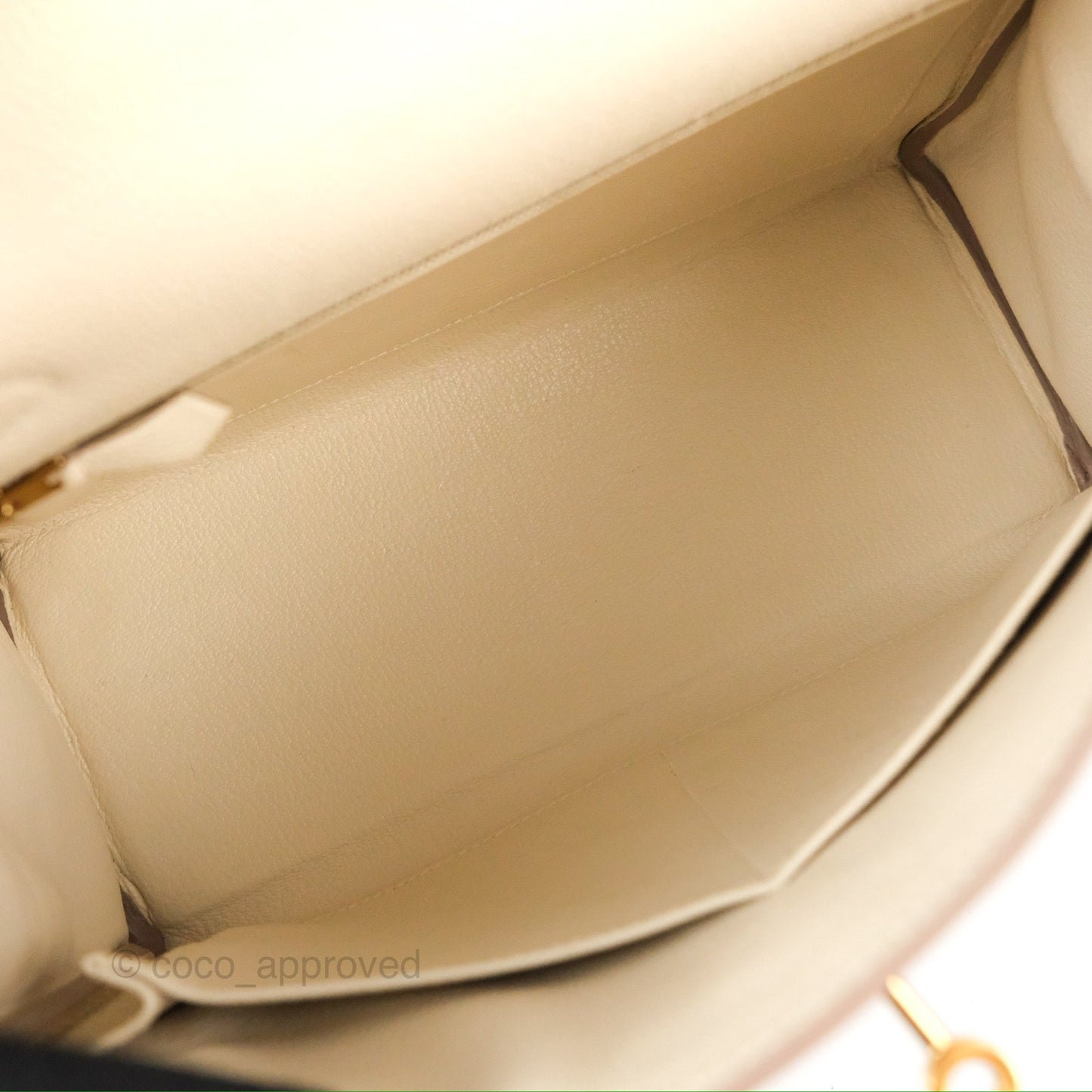 Hermès Kelly Retourne 28 Craie Togo Gold Hardware