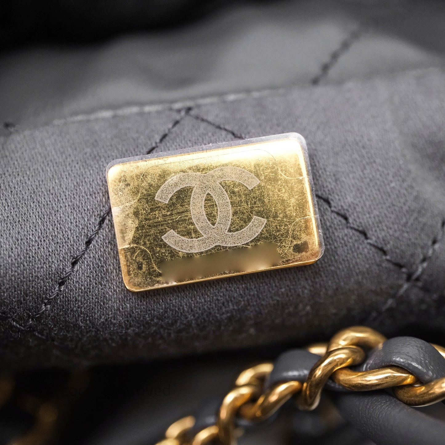Chanel 22 Mini Bag Dark Grey Shiny Crumpled Calfskin Aged Gold Hardware