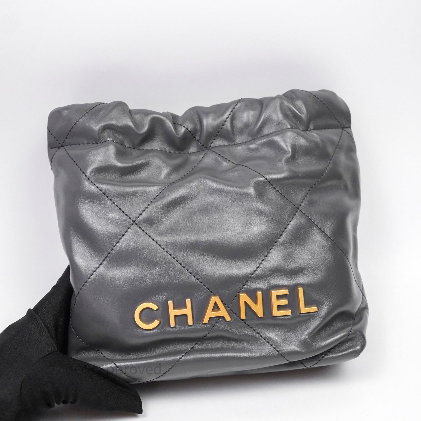 Chanel 22 Mini Bag Dark Grey Shiny Crumpled Calfskin Aged Gold Hardware