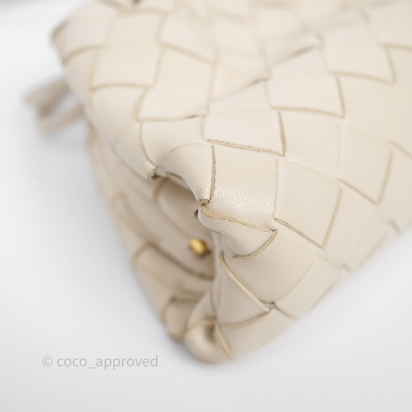 Bottega Veneta Mini Pouch Light Beige Intrecciato Lambskin