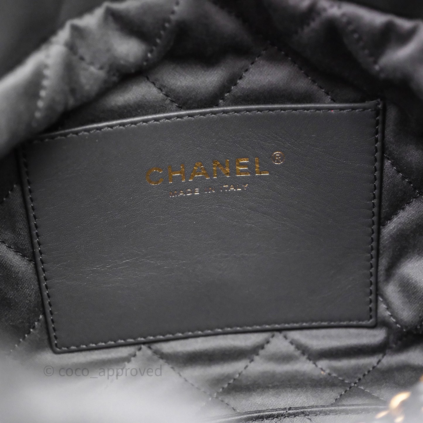 Chanel 22 Mini Bag Dark Grey Shiny Crumpled Calfskin Aged Gold Hardware
