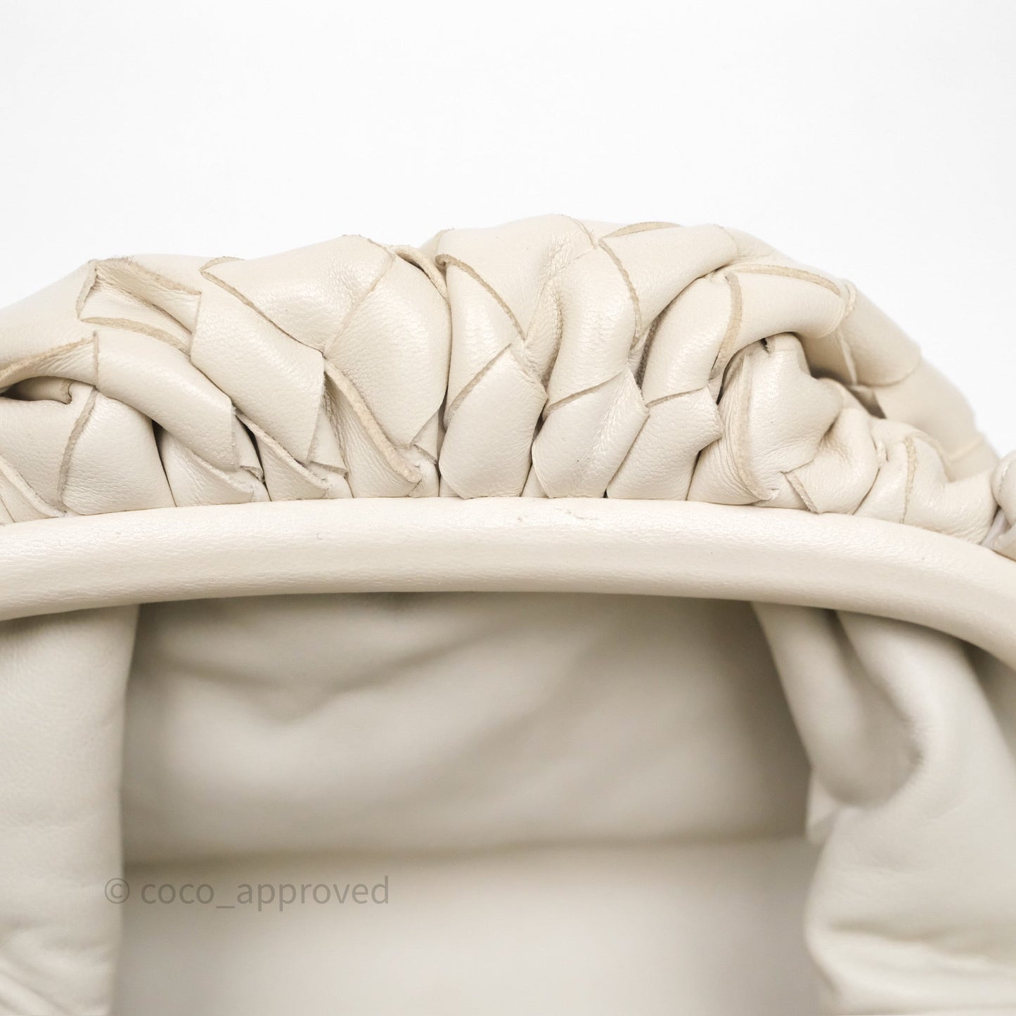 Bottega Veneta Mini Pouch Light Beige Intrecciato Lambskin