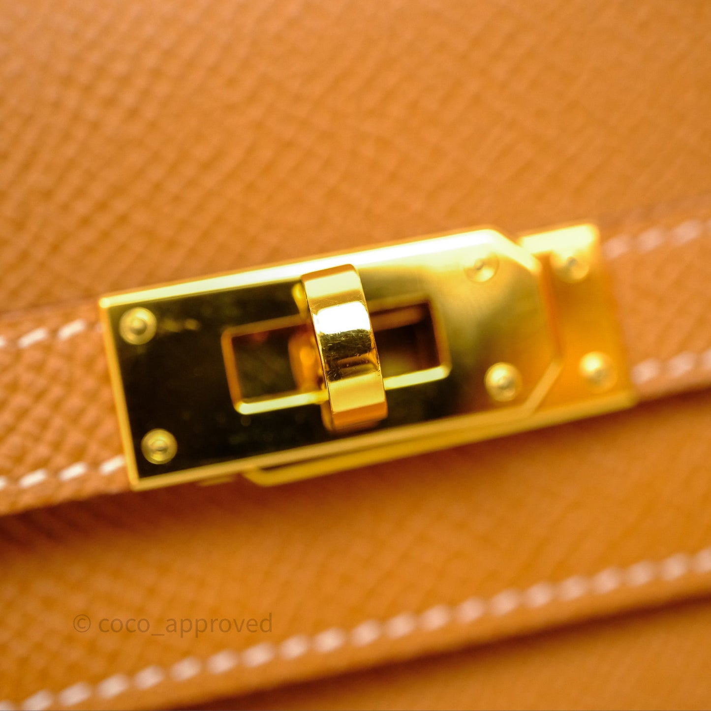 Hermès Kelly To Go Wallet Gold 37 Epsom Gold Hardware