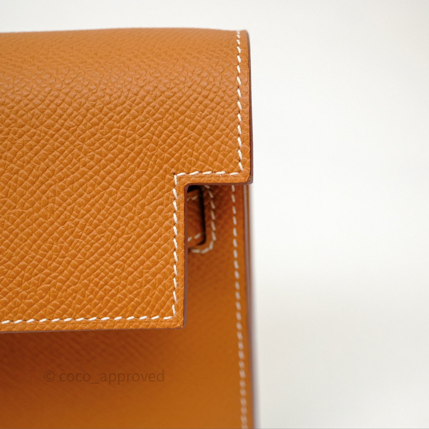 Hermès Kelly To Go Wallet Gold 37 Epsom Gold Hardware