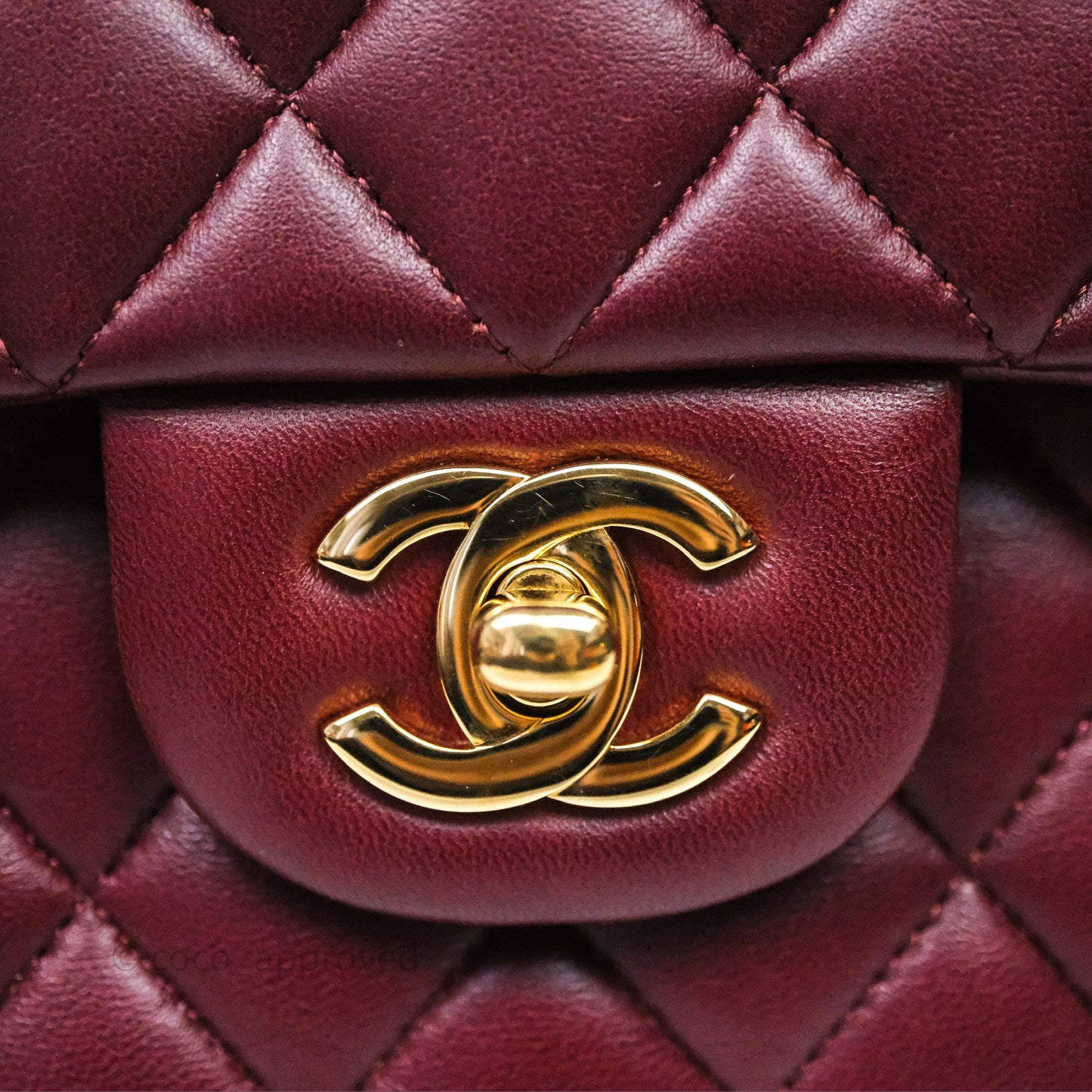 Chanel Classic M/L Medium Flap Quilted Burgundy Lambskin Gold Hardware