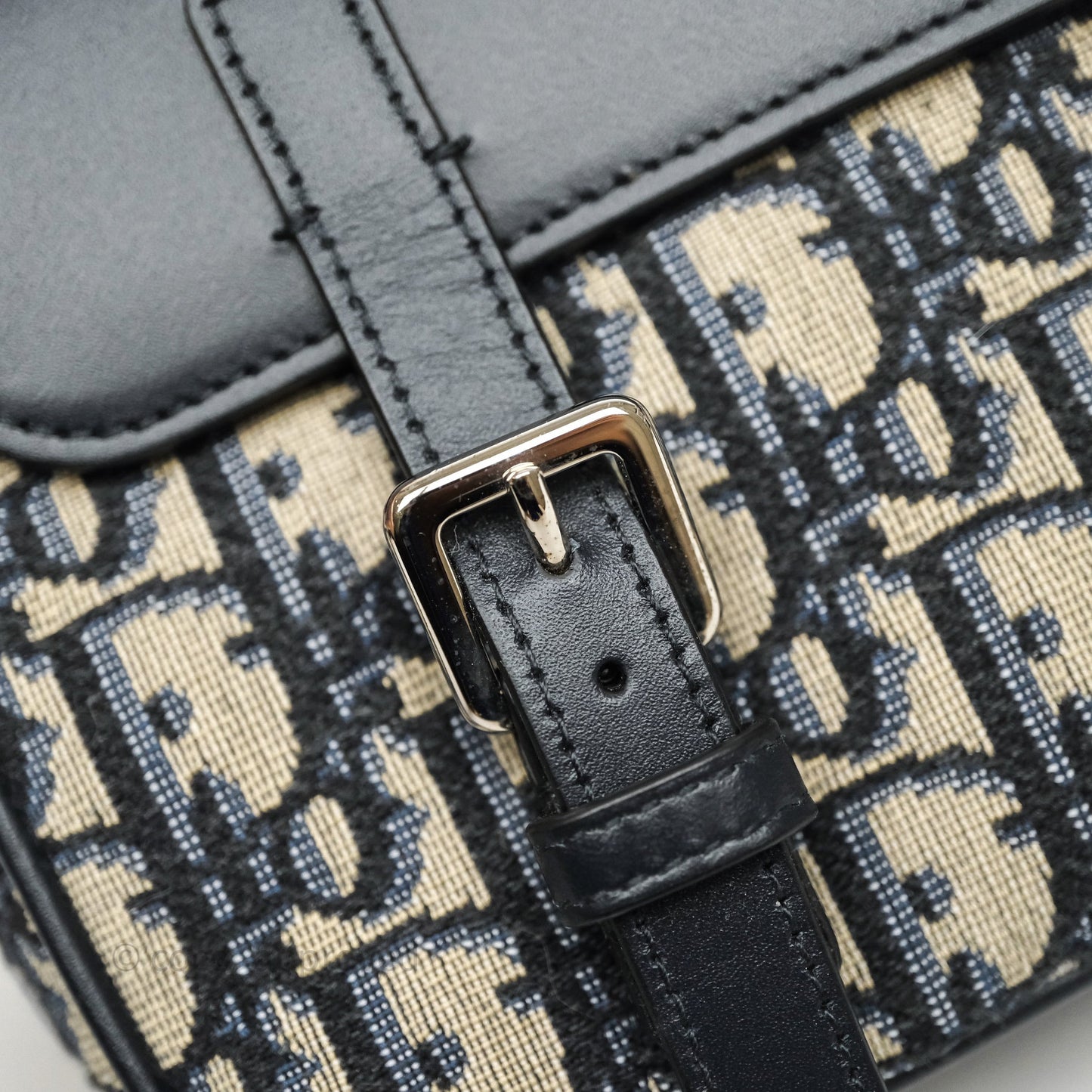 Christian Dior Messenger Bag in Blue Smooth Calfskin and Beige/ Black Dior Oblique Jacquard